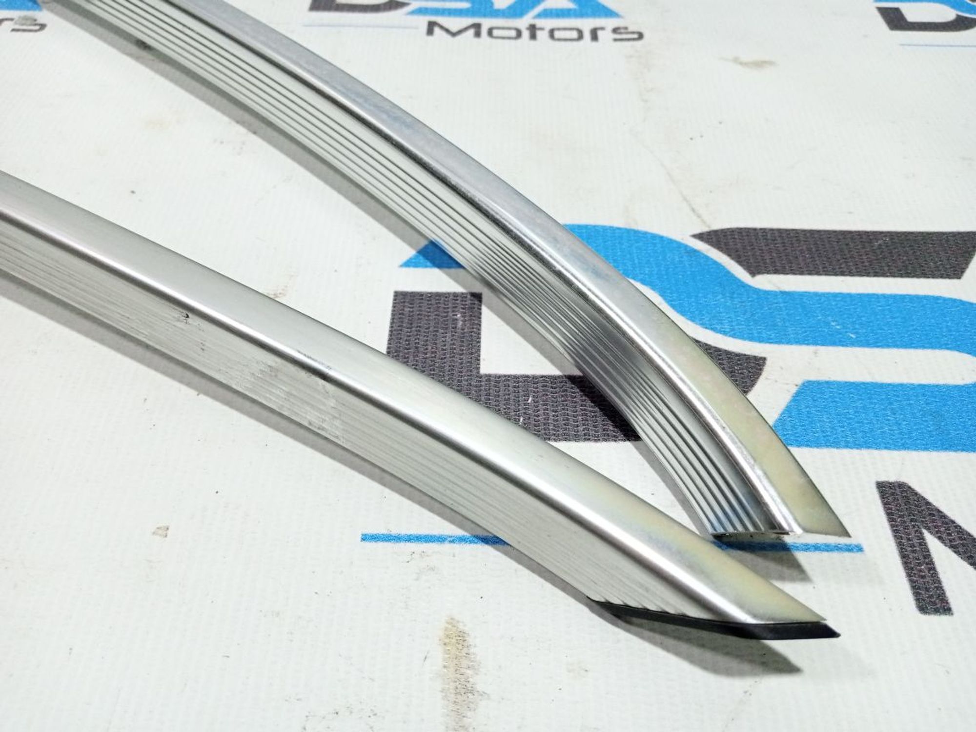 https://gcs.partsauto.market/rn-stockpro.appspot.com/thmbs/userImages/b7628e092085f1f91467af1afb6e7630/part/23cd1269-1d28-45d7-8cb3-1c6e42edcdda_1748613587363.jpg