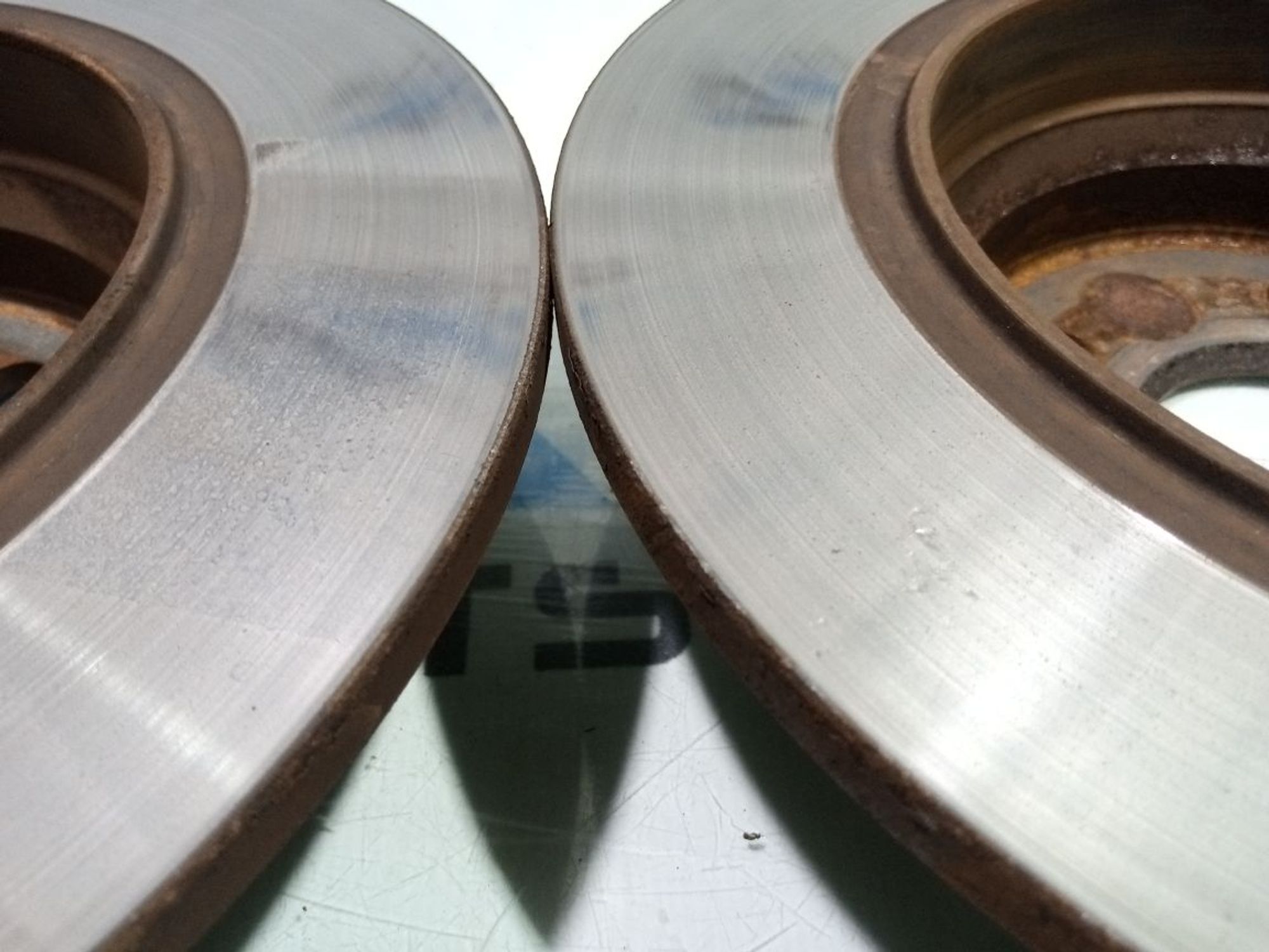 https://gcs.partsauto.market/rn-stockpro.appspot.com/thmbs/userImages/b7628e092085f1f91467af1afb6e7630/part/2405b149-be4f-4345-b95b-63ac1904c589_1749181719959.jpg
