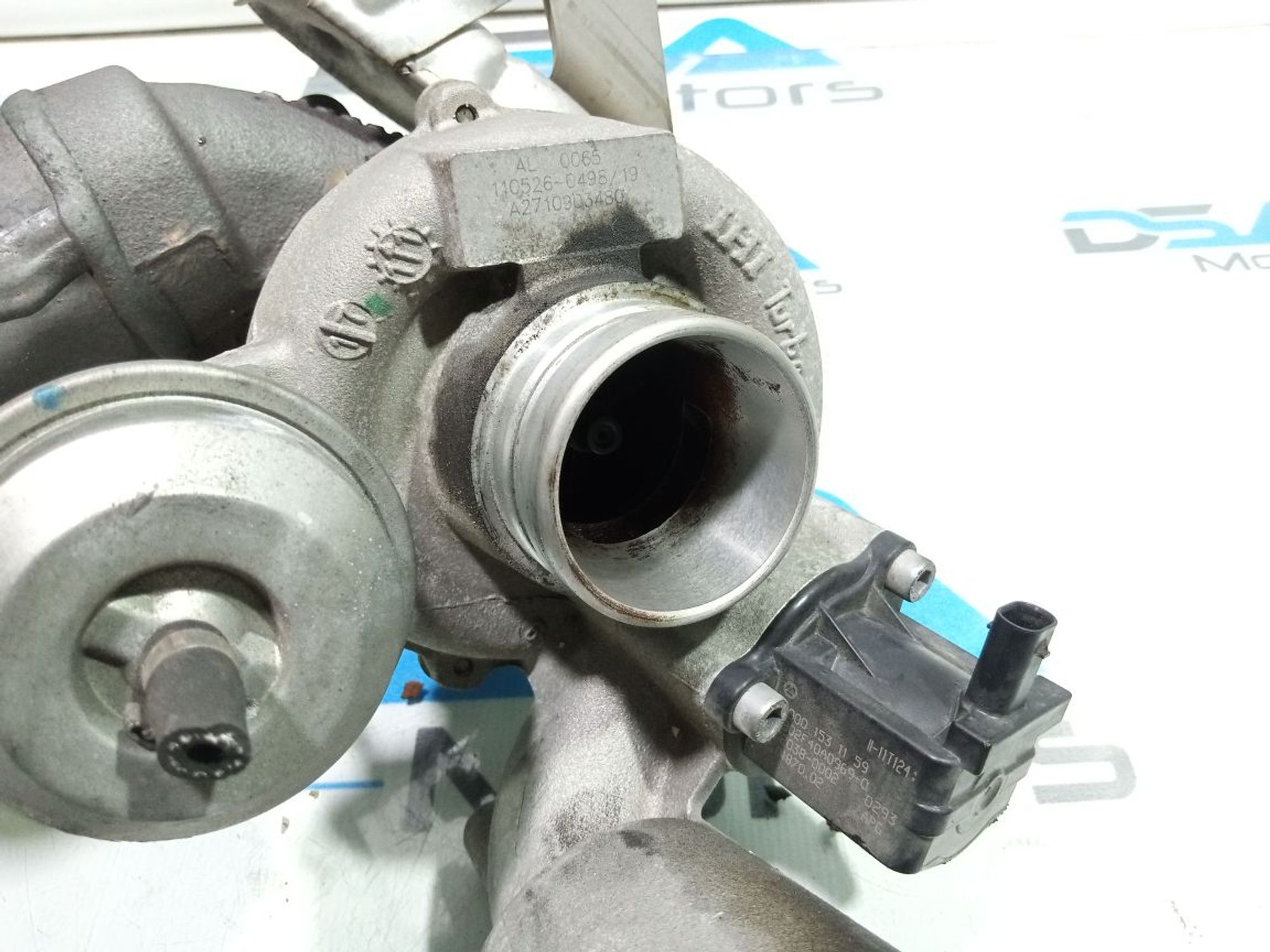 https://gcs.partsauto.market/rn-stockpro.appspot.com/thmbs/userImages/b7628e092085f1f91467af1afb6e7630/part/240d4fc3-c5b2-4c25-a73d-6beea17869a3_1748620680969.jpg