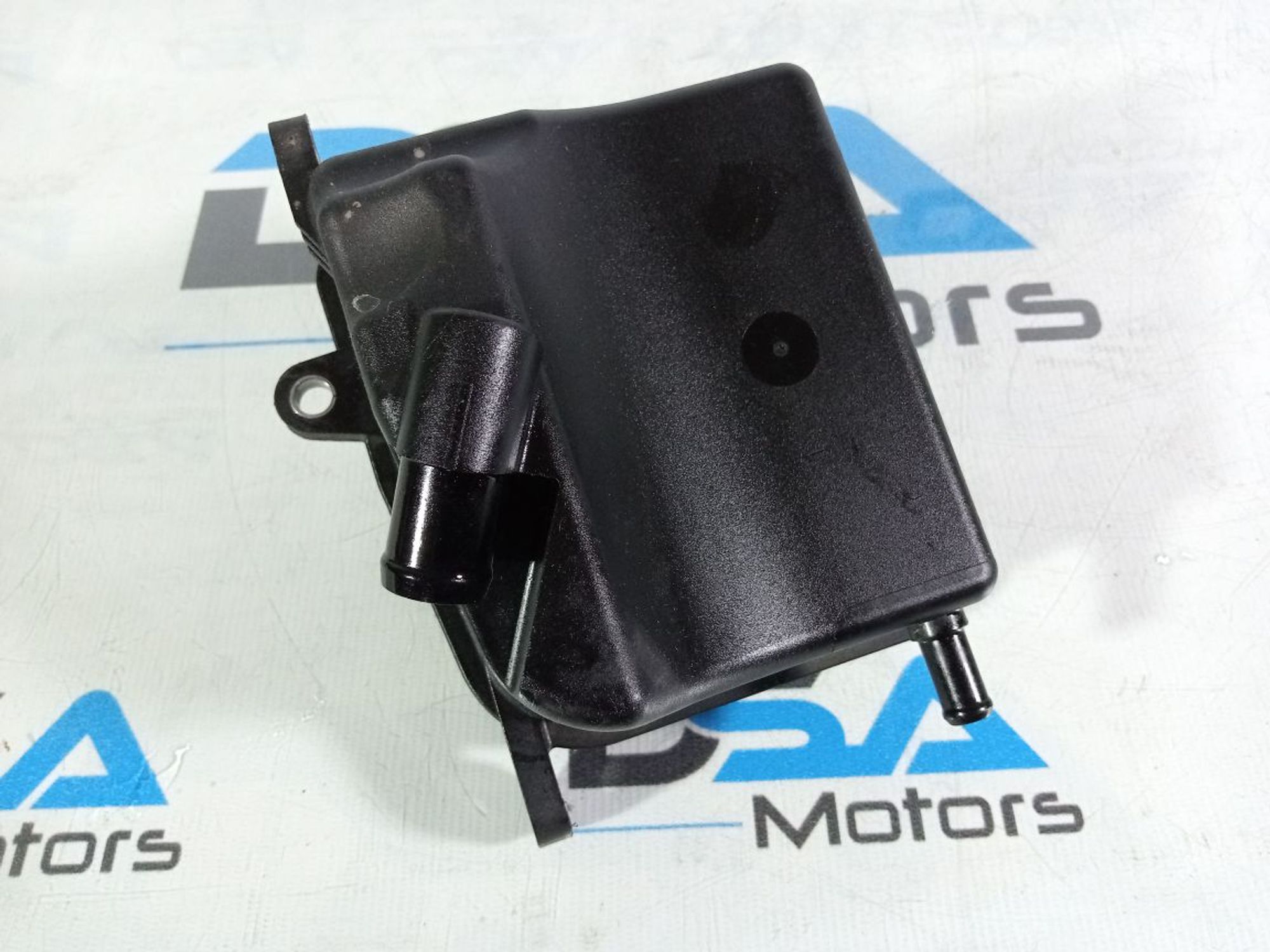 https://gcs.partsauto.market/rn-stockpro.appspot.com/thmbs/userImages/b7628e092085f1f91467af1afb6e7630/part/243d644e-574f-497e-9bdb-30171c2d4c22_1742643416500.jpg