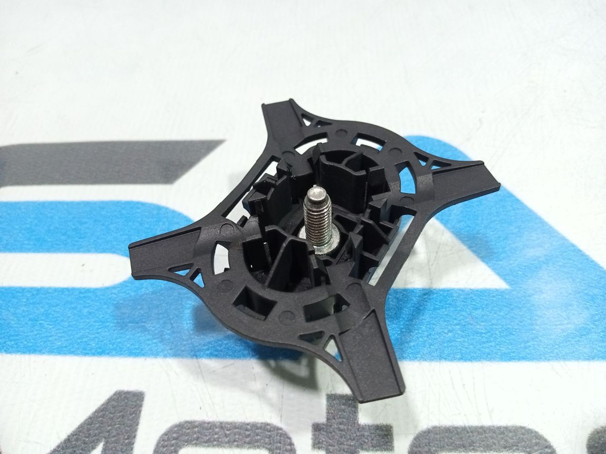 https://gcs.partsauto.market/rn-stockpro.appspot.com/thmbs/userImages/b7628e092085f1f91467af1afb6e7630/part/2567d40a-346f-4b6c-985a-6526b0eaca83_1748279200406.jpg
