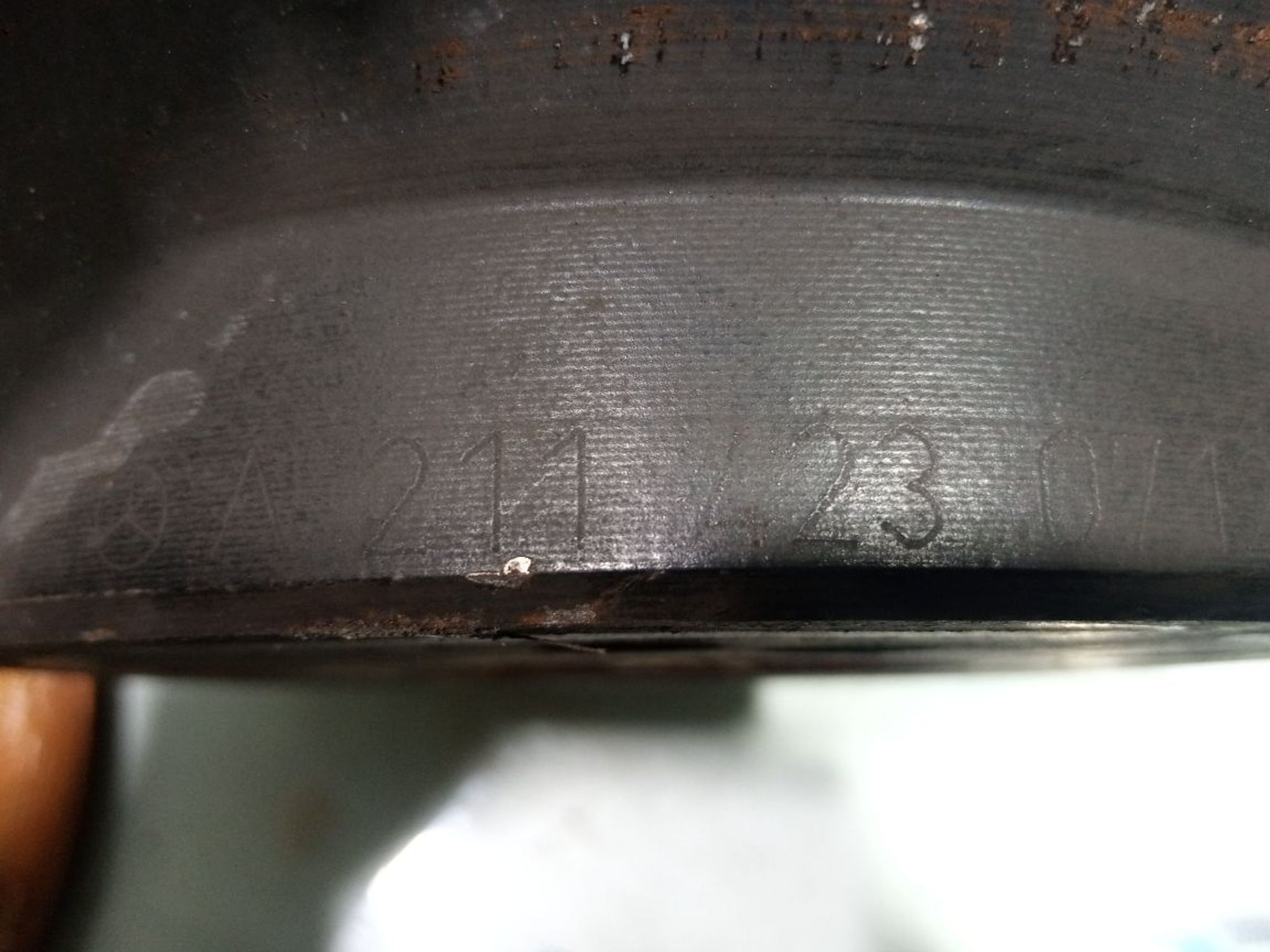https://gcs.partsauto.market/rn-stockpro.appspot.com/thmbs/userImages/b7628e092085f1f91467af1afb6e7630/part/2662e31b-7196-4711-a201-b9c755d4db5b_1748924811028.jpg