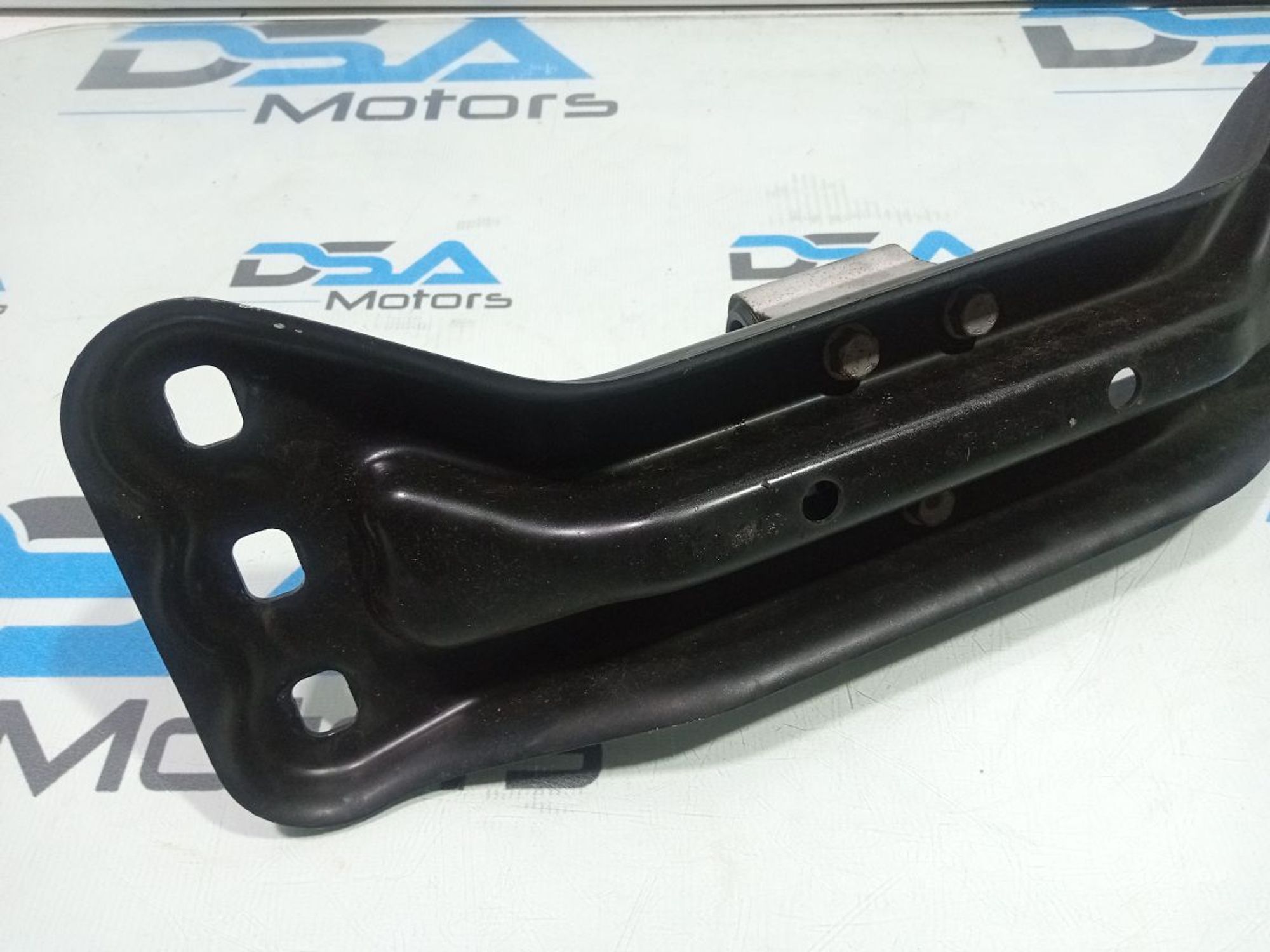https://gcs.partsauto.market/rn-stockpro.appspot.com/thmbs/userImages/b7628e092085f1f91467af1afb6e7630/part/26b1685b-e44b-49af-8ee5-40a1c78acd26_1747897609840.jpg