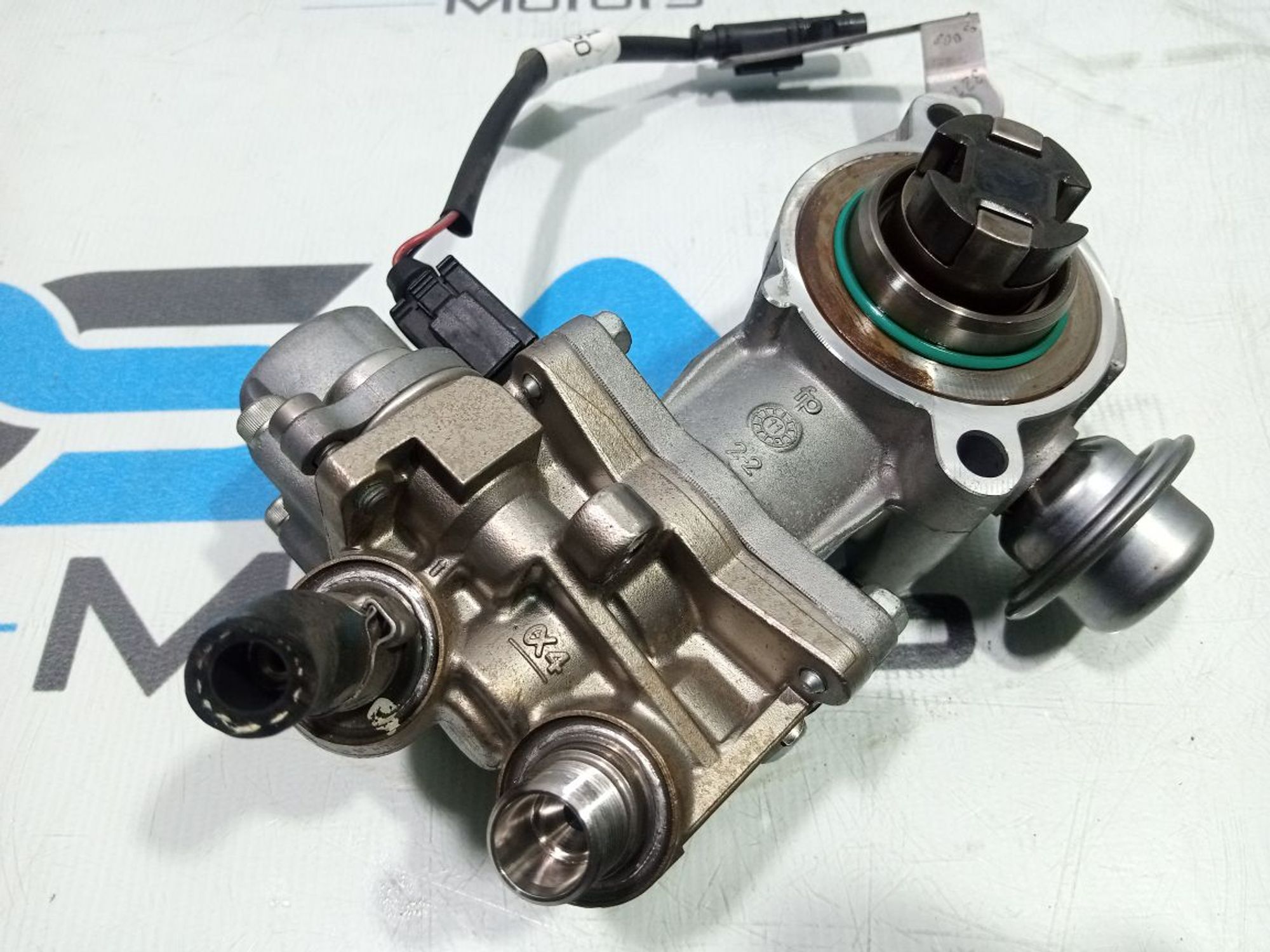 https://gcs.partsauto.market/rn-stockpro.appspot.com/thmbs/userImages/b7628e092085f1f91467af1afb6e7630/part/272d9fba-6af1-4744-9f4b-580fa414bdbc_1747849438924.jpg