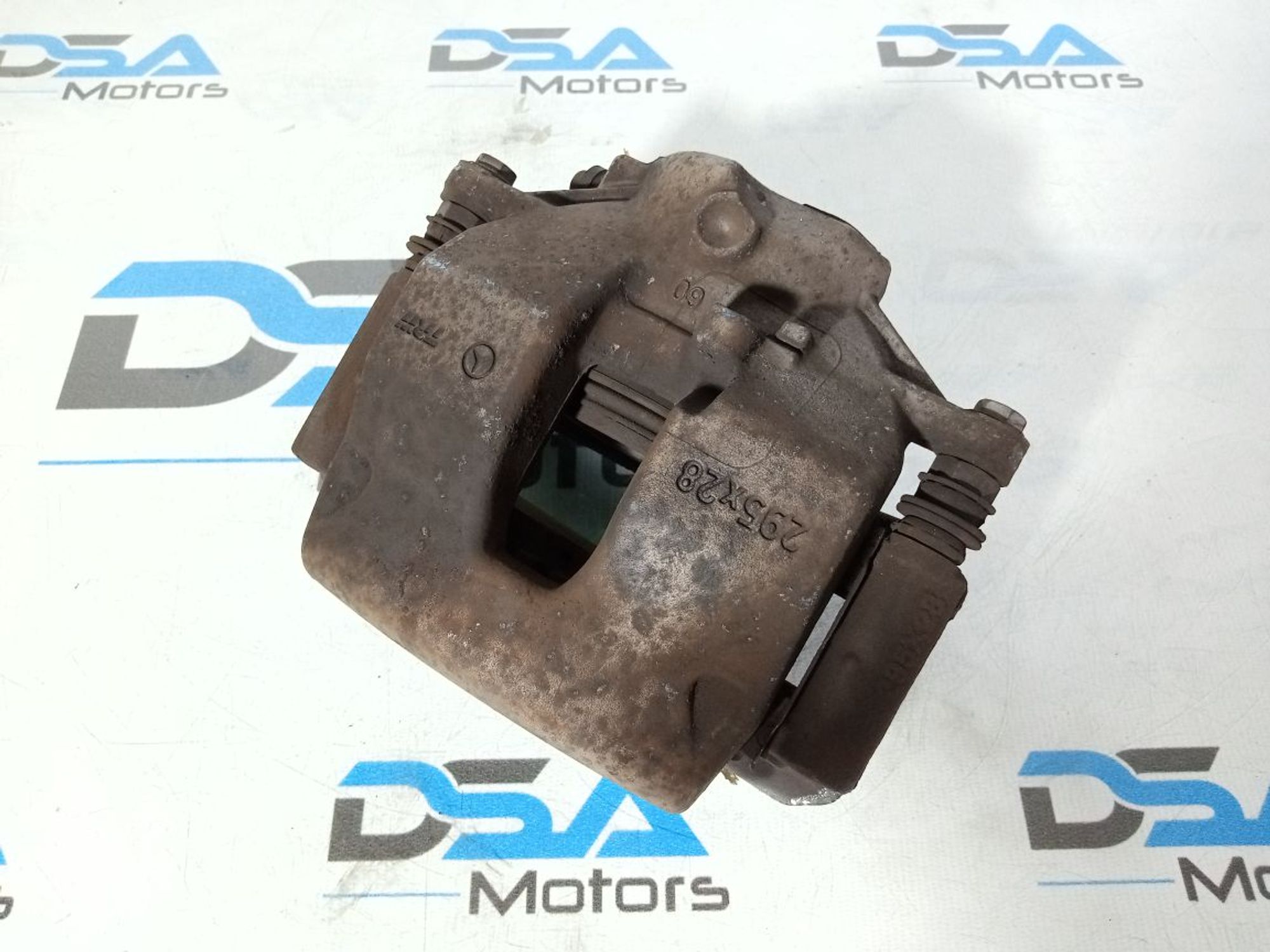 https://gcs.partsauto.market/rn-stockpro.appspot.com/thmbs/userImages/b7628e092085f1f91467af1afb6e7630/part/28e2979b-ae45-4b8b-bf48-6a555c43597b_1747335409531.jpg