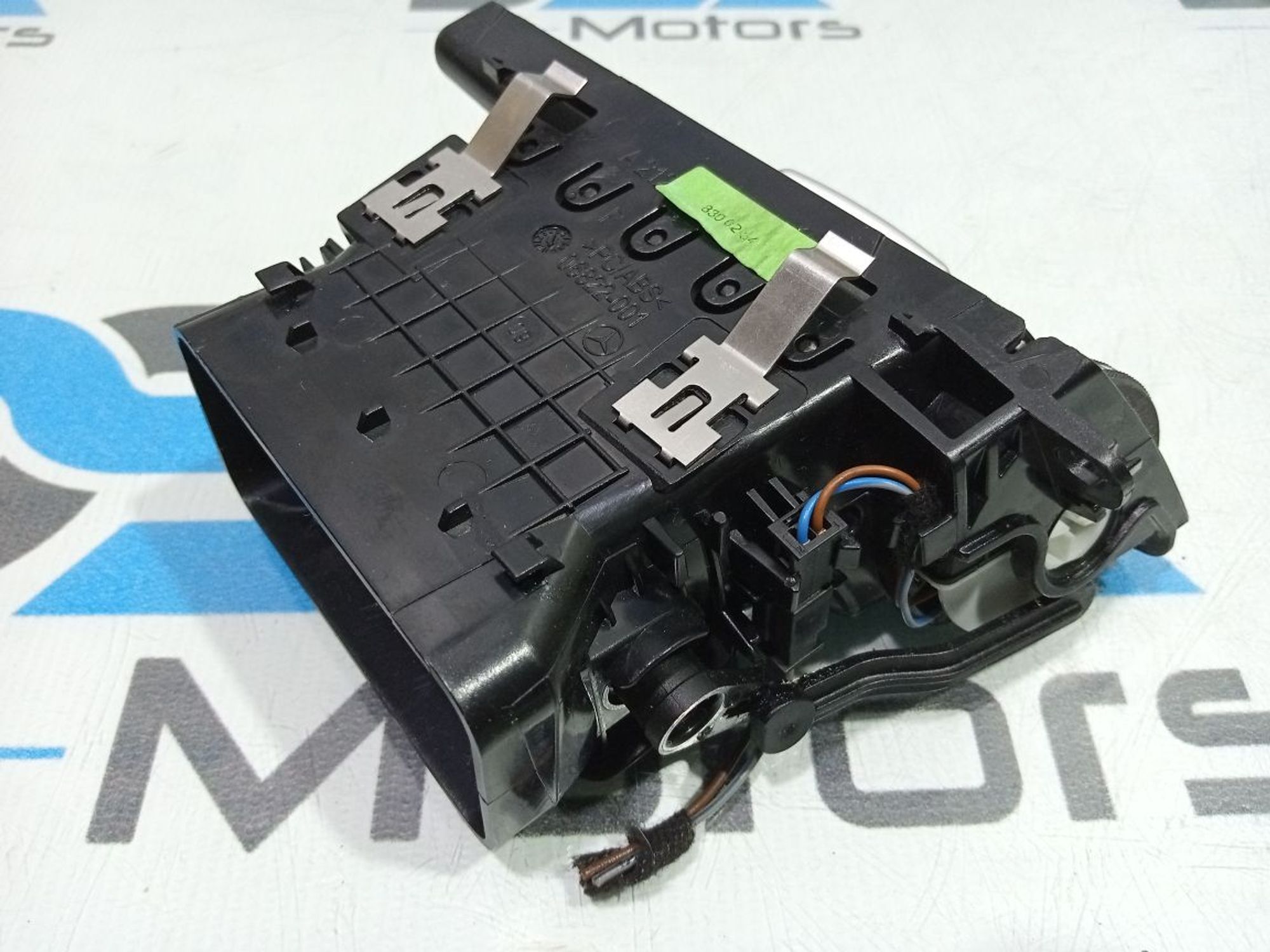 https://gcs.partsauto.market/rn-stockpro.appspot.com/thmbs/userImages/b7628e092085f1f91467af1afb6e7630/part/298caed6-7224-4aec-b78a-773447c33476_1748161593412.jpg