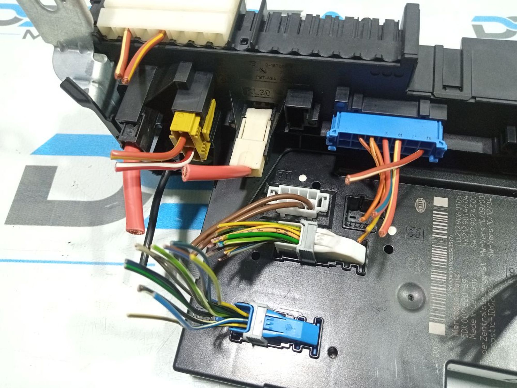 https://gcs.partsauto.market/rn-stockpro.appspot.com/thmbs/userImages/b7628e092085f1f91467af1afb6e7630/part/29bf66a1-fd9a-48f2-9d49-d50eaf76ab35_1748855452803.jpg