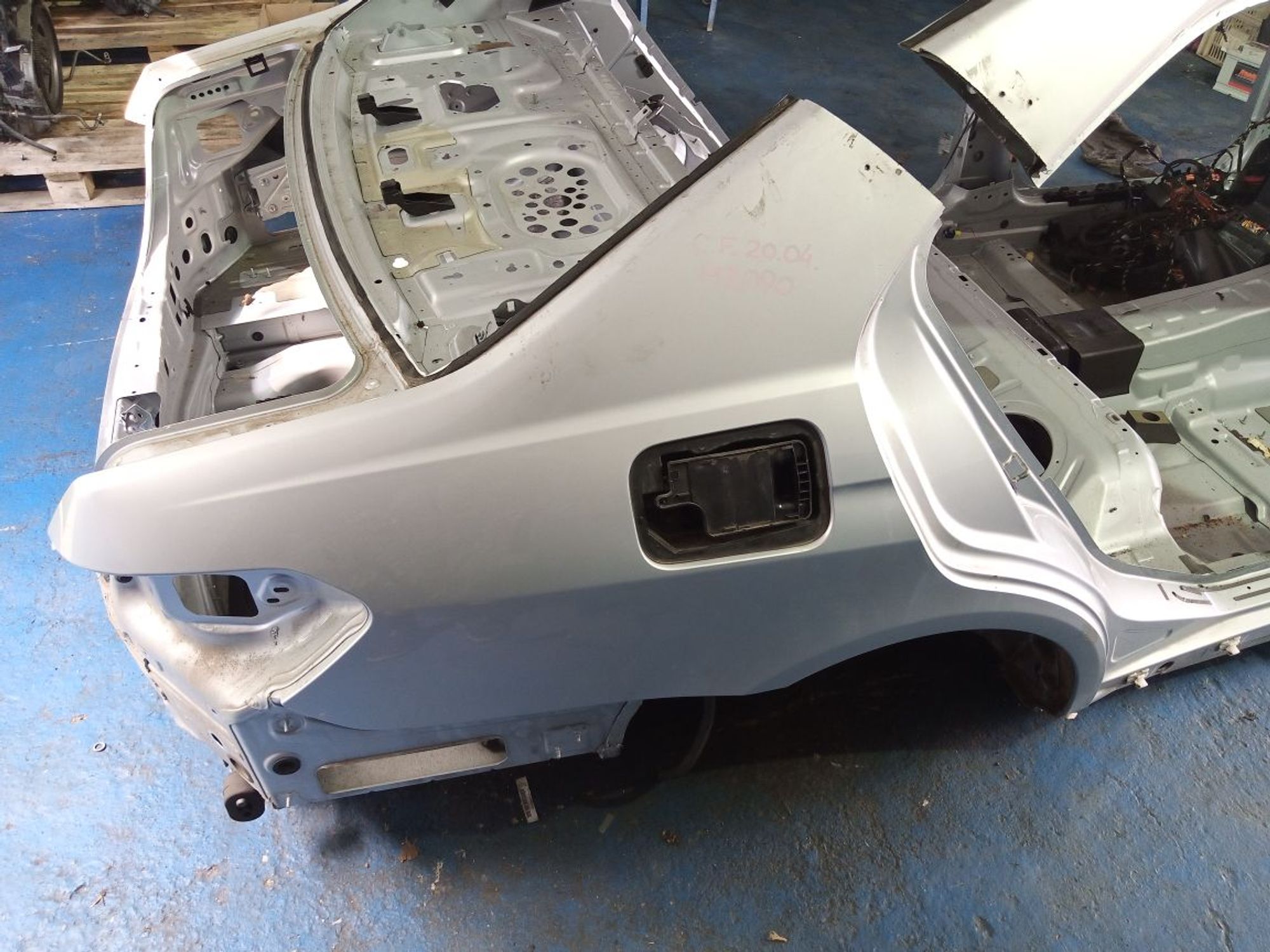 https://gcs.partsauto.market/rn-stockpro.appspot.com/thmbs/userImages/b7628e092085f1f91467af1afb6e7630/part/2c42a190-cd7c-4792-abb6-fb398169e6bb_1749732671762.jpg