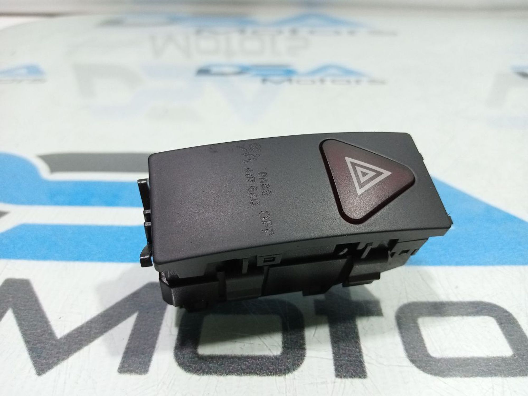 https://gcs.partsauto.market/rn-stockpro.appspot.com/thmbs/userImages/b7628e092085f1f91467af1afb6e7630/part/2c6bd60e-a69c-4cd2-8651-073f5b57a650_1748162398254.jpg