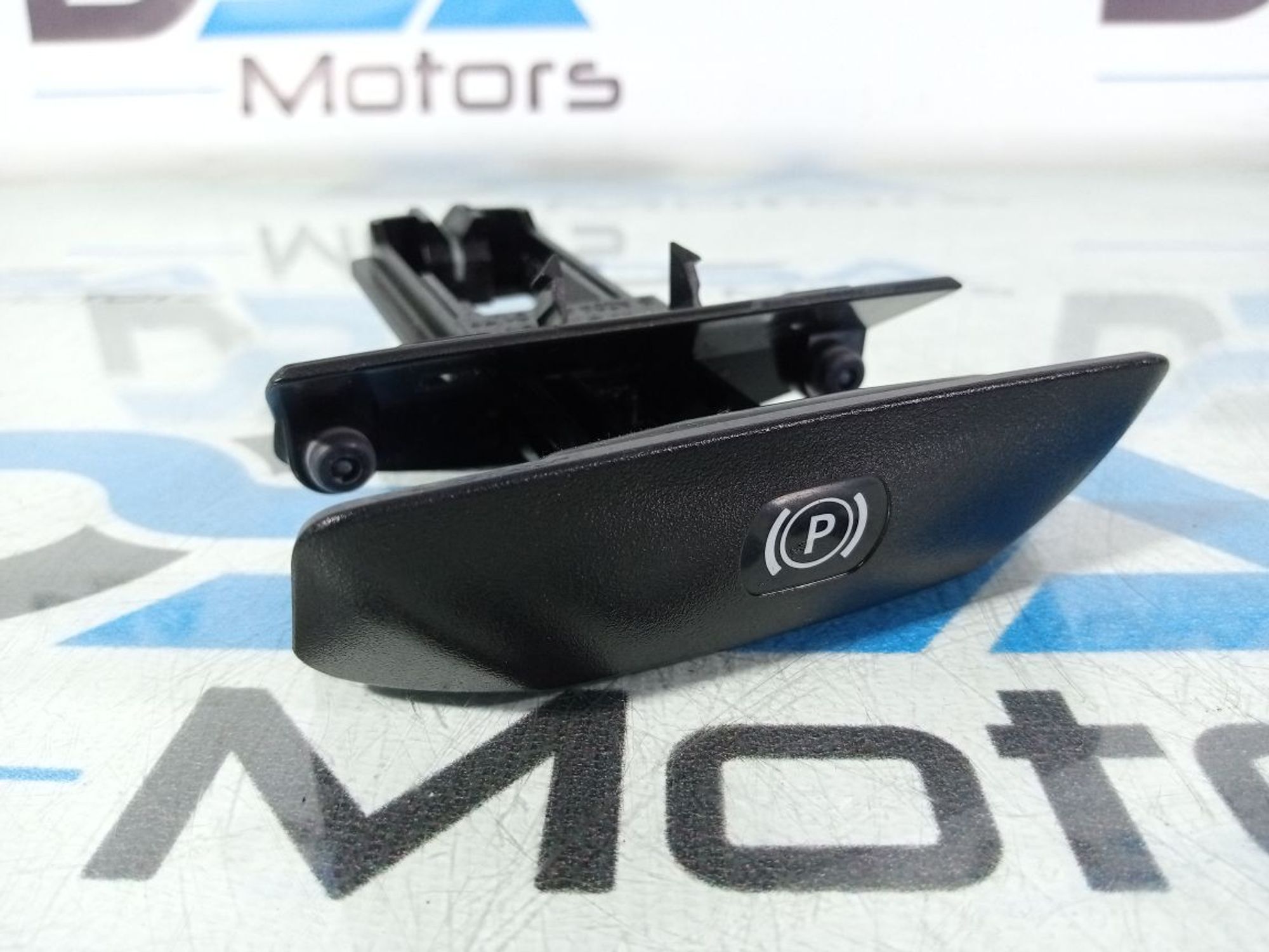 https://gcs.partsauto.market/rn-stockpro.appspot.com/thmbs/userImages/b7628e092085f1f91467af1afb6e7630/part/2dad52e1-9a30-454e-911f-5282ba7539d6_1747719303341.jpg