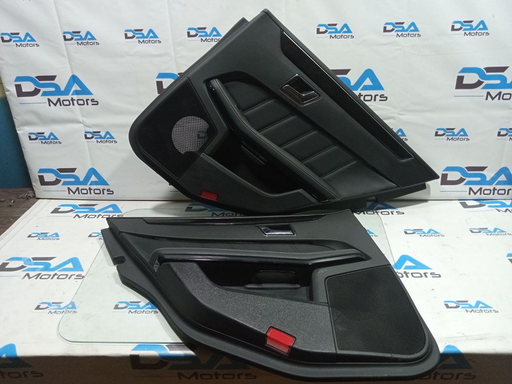 https://gcs.partsauto.market/rn-stockpro.appspot.com/thmbs/userImages/b7628e092085f1f91467af1afb6e7630/part/2de99472-e0d0-43e7-bc67-270a23d89200_1748614308456.jpg