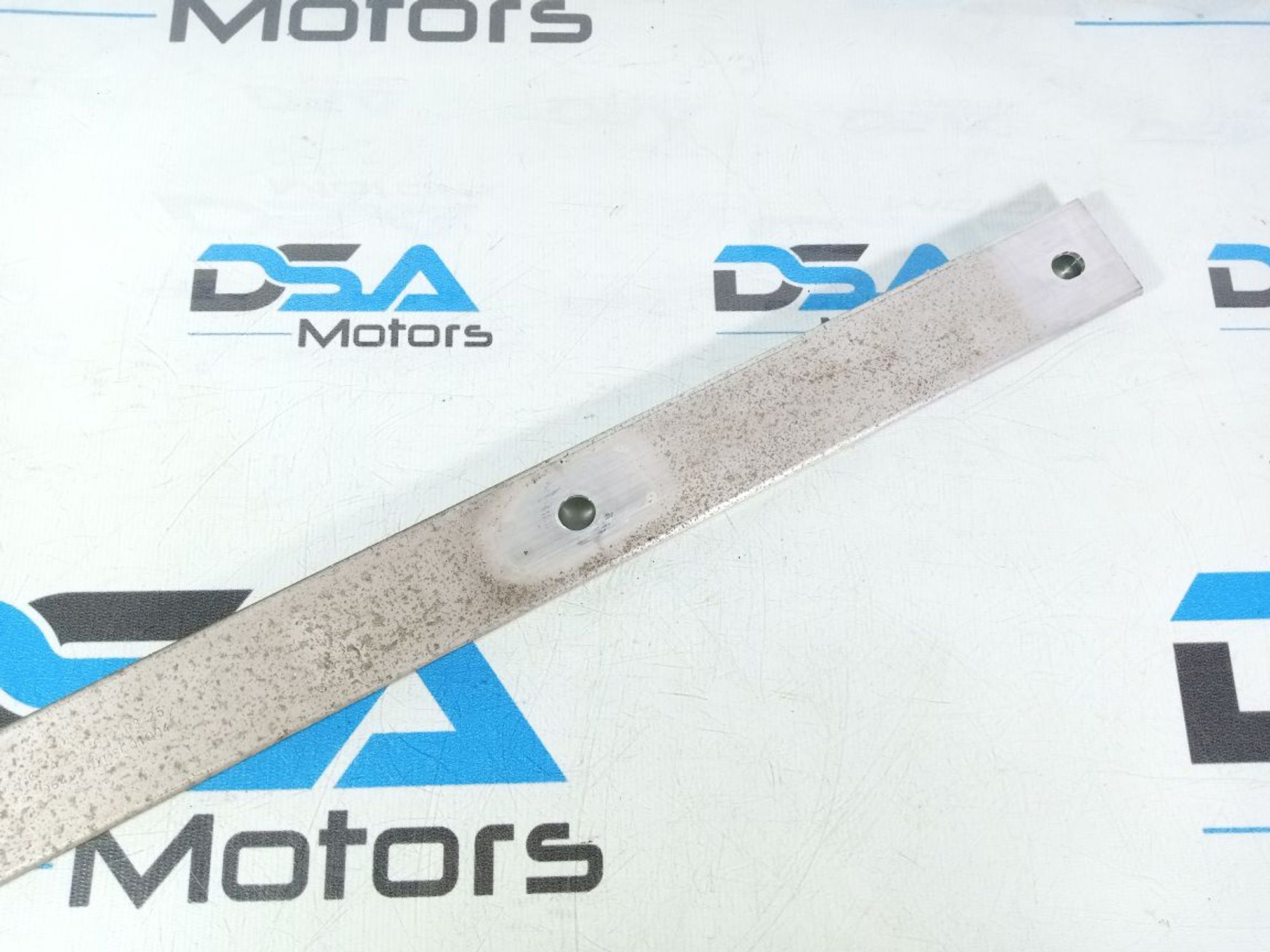https://gcs.partsauto.market/rn-stockpro.appspot.com/thmbs/userImages/b7628e092085f1f91467af1afb6e7630/part/2f50216b-71d4-4431-a973-e52b1667b583_1746166837373.jpg