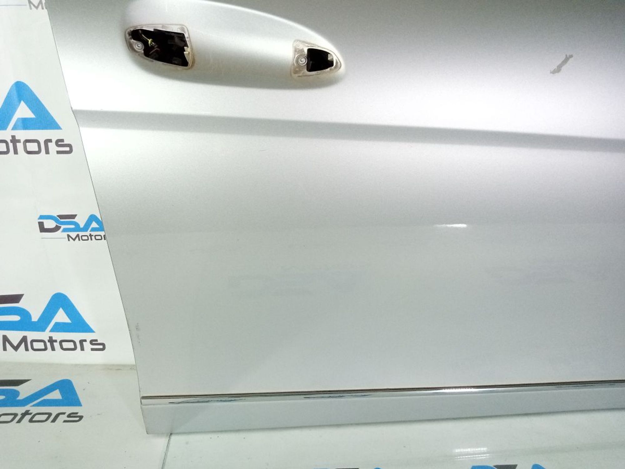 https://gcs.partsauto.market/rn-stockpro.appspot.com/thmbs/userImages/b7628e092085f1f91467af1afb6e7630/part/2f7ba15e-1002-4573-8c27-05b4ea7580a0_1747216920208.jpg
