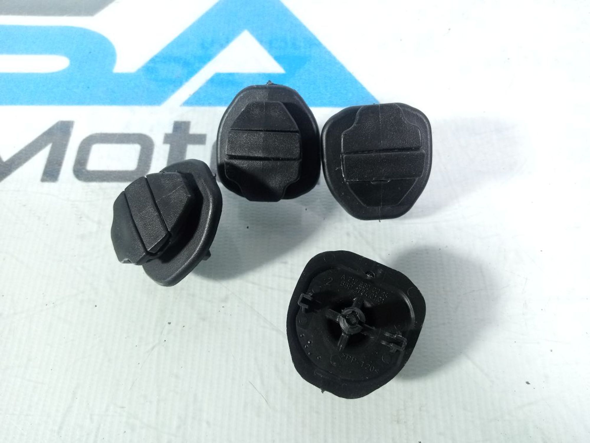 https://gcs.partsauto.market/rn-stockpro.appspot.com/thmbs/userImages/b7628e092085f1f91467af1afb6e7630/part/2f875904-2bed-4b21-a0eb-e063795a4c0c_1740581349816.jpg