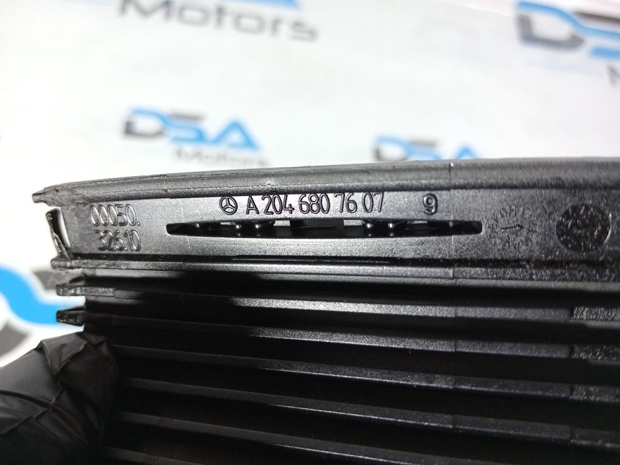 https://gcs.partsauto.market/rn-stockpro.appspot.com/thmbs/userImages/b7628e092085f1f91467af1afb6e7630/part/3030e9e8-a160-4c2d-aa30-14c943991705_1746001744180.jpg
