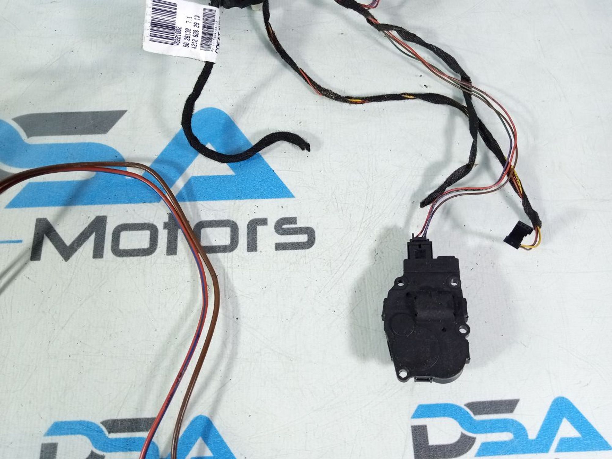 https://gcs.partsauto.market/rn-stockpro.appspot.com/thmbs/userImages/b7628e092085f1f91467af1afb6e7630/part/30b2bdc3-7b9c-4ed0-a78f-9dba13da3498_1743172785253.jpg