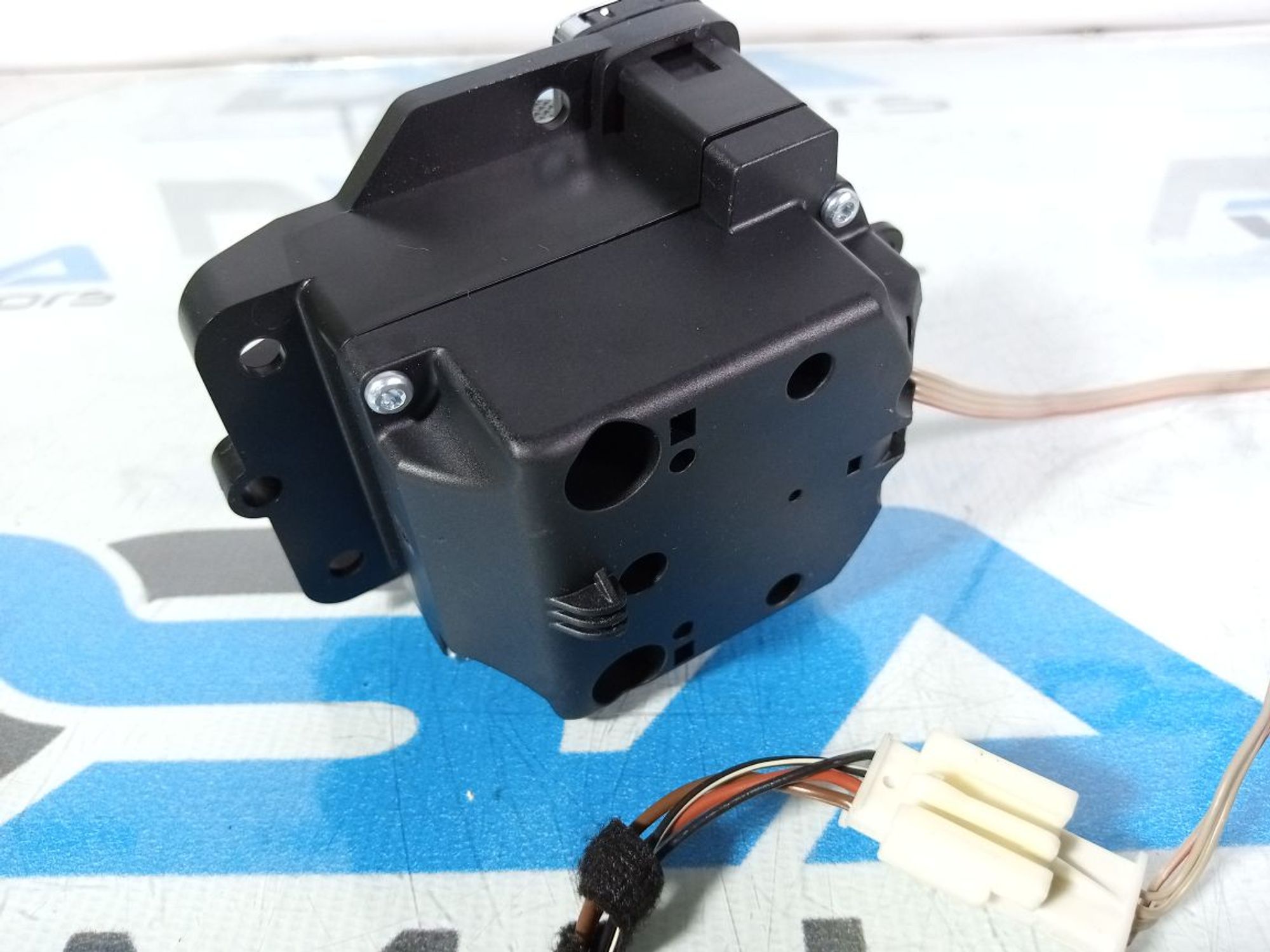 https://gcs.partsauto.market/rn-stockpro.appspot.com/thmbs/userImages/b7628e092085f1f91467af1afb6e7630/part/31100bab-8d43-4af2-9e19-3df5aea4a06c_1746002007556.jpg