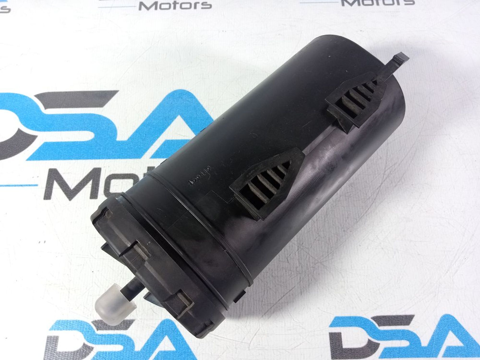 https://gcs.partsauto.market/rn-stockpro.appspot.com/thmbs/userImages/b7628e092085f1f91467af1afb6e7630/part/3130aeff-5c94-40e9-85f5-2684d0e4073e_1747023811713.jpg