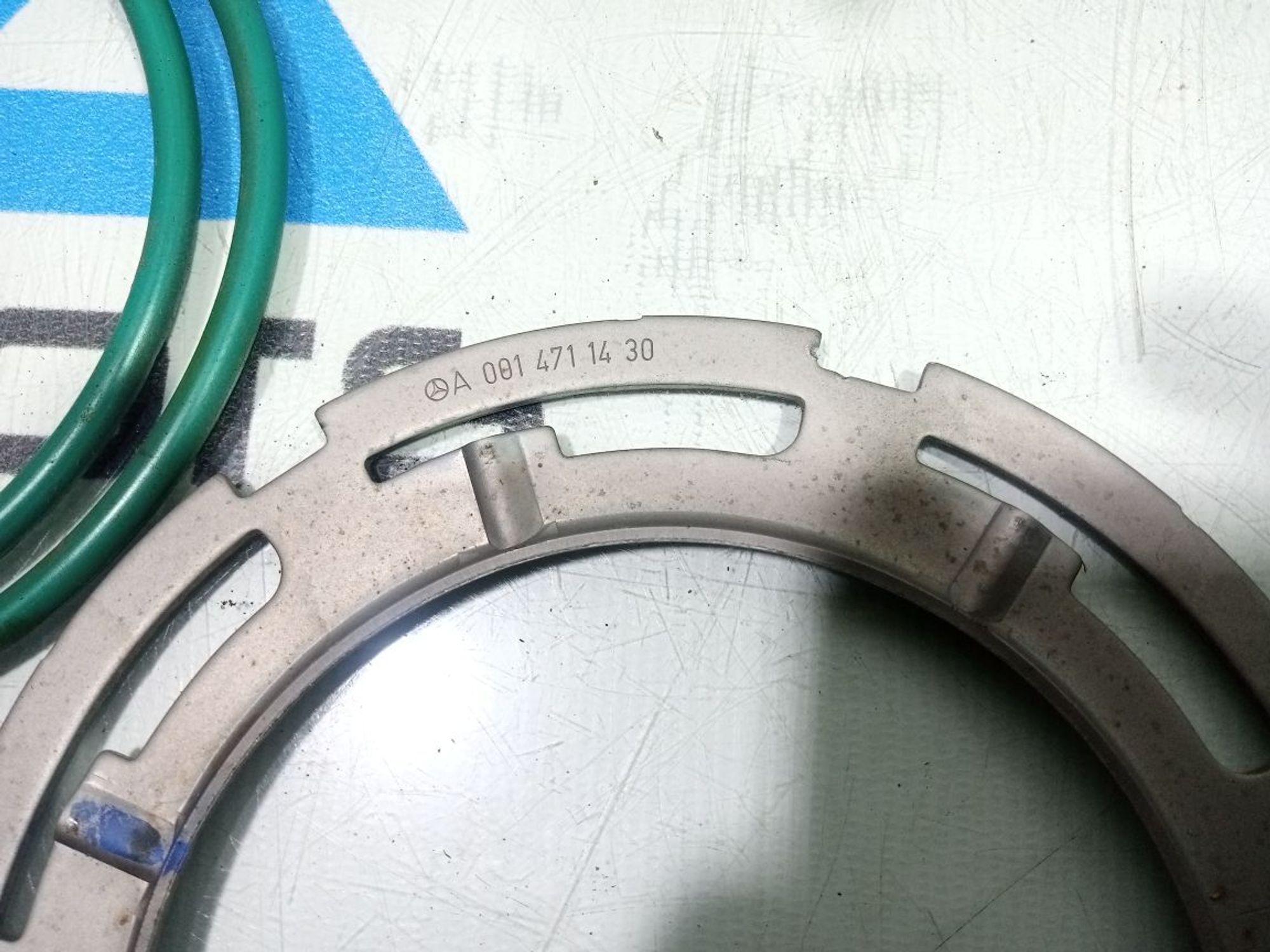 https://gcs.partsauto.market/rn-stockpro.appspot.com/thmbs/userImages/b7628e092085f1f91467af1afb6e7630/part/3223c611-8d3a-41a3-b10e-93741ee1f7c0_1747848299619.jpg