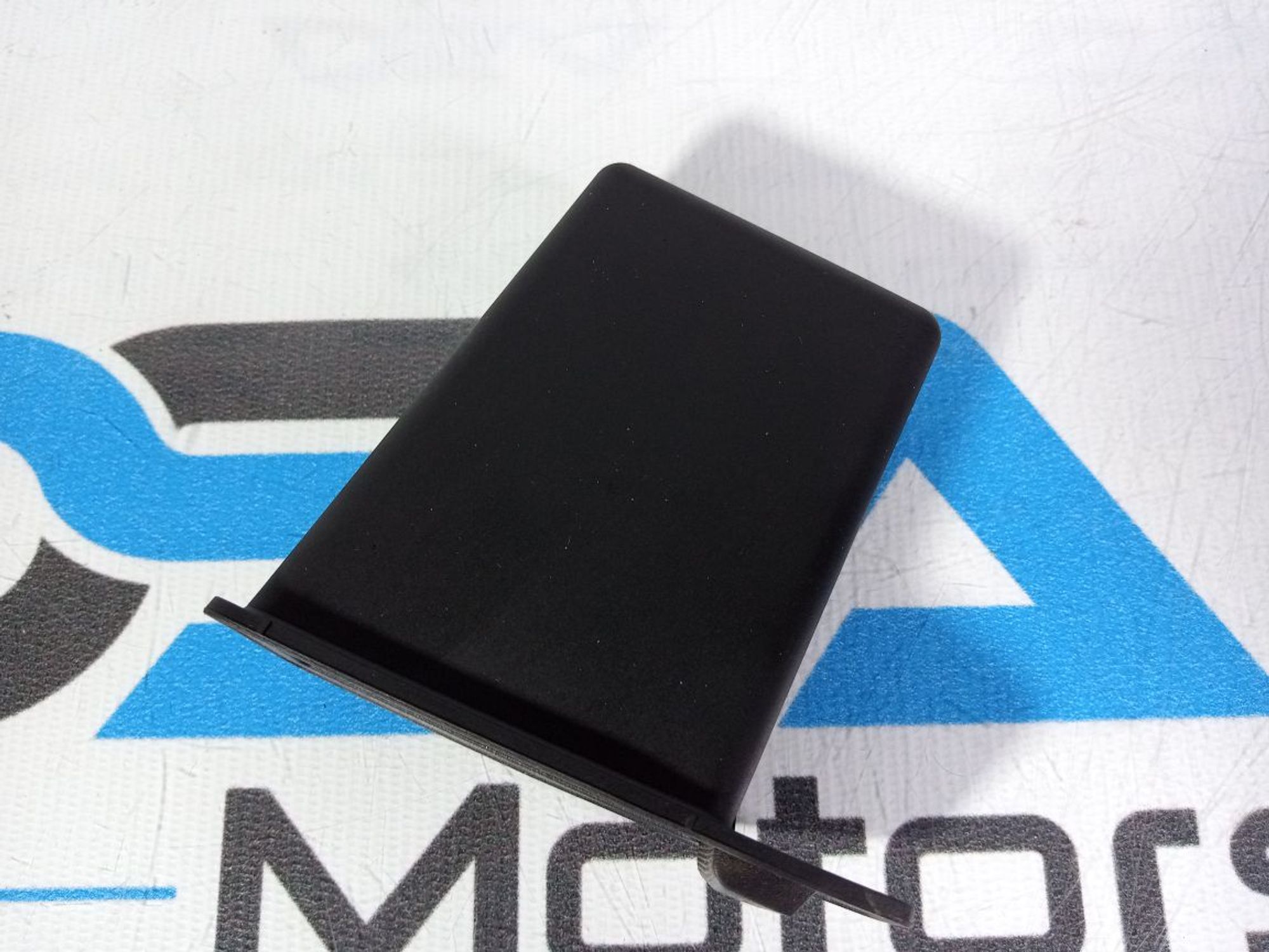 https://gcs.partsauto.market/rn-stockpro.appspot.com/thmbs/userImages/b7628e092085f1f91467af1afb6e7630/part/329ada82-ce1d-4806-b5e6-8f9c8e15a34b_1746001762194.jpg