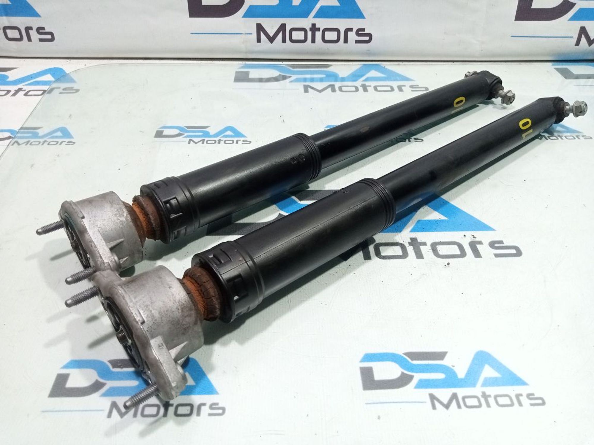 https://gcs.partsauto.market/rn-stockpro.appspot.com/thmbs/userImages/b7628e092085f1f91467af1afb6e7630/part/33e297fc-bbf3-464d-b785-3540da4e573f_1748612857920.jpg
