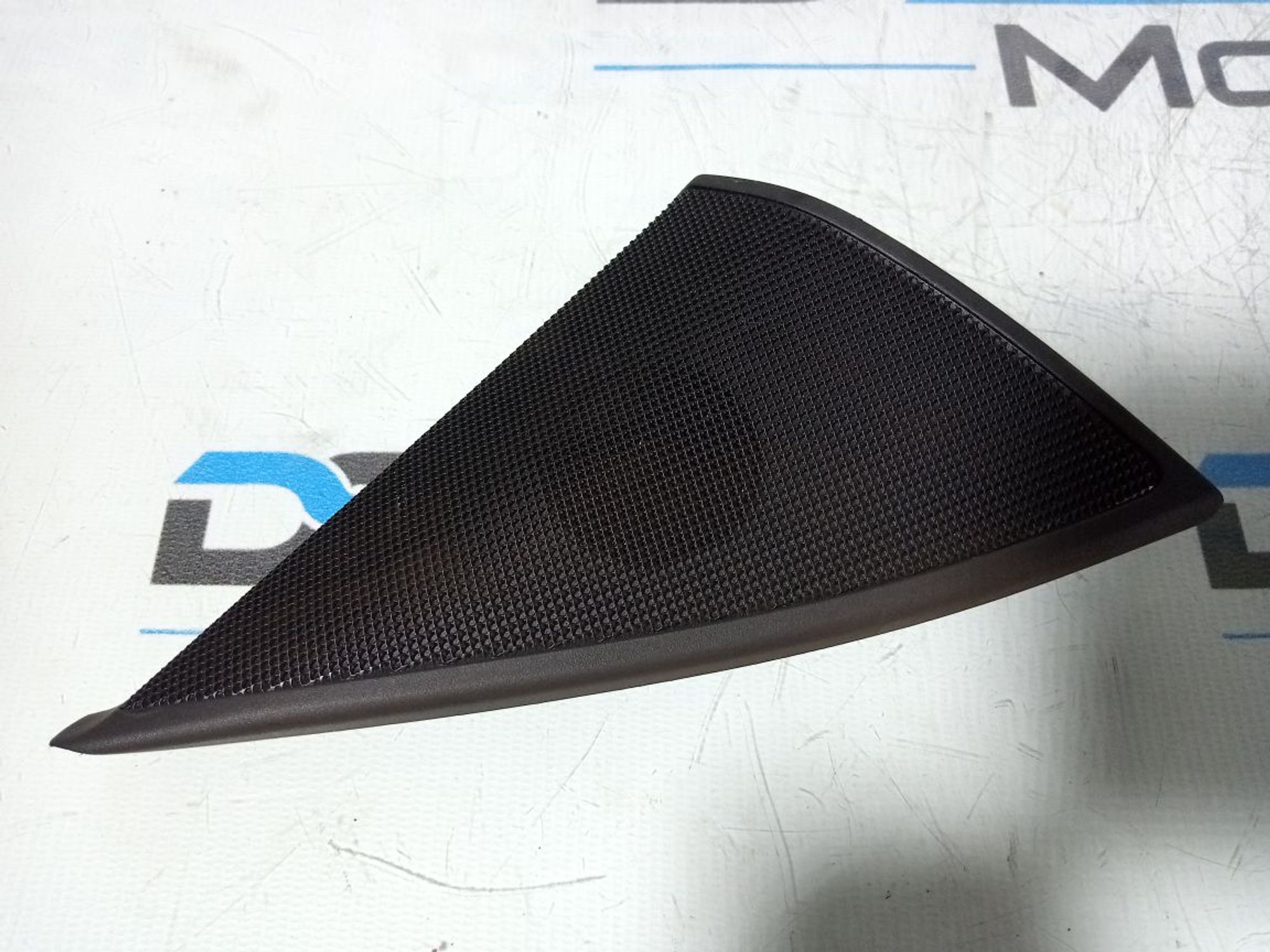 https://gcs.partsauto.market/rn-stockpro.appspot.com/thmbs/userImages/b7628e092085f1f91467af1afb6e7630/part/3486b49d-b388-4830-aec7-38c0de655179_1747628421727.jpg