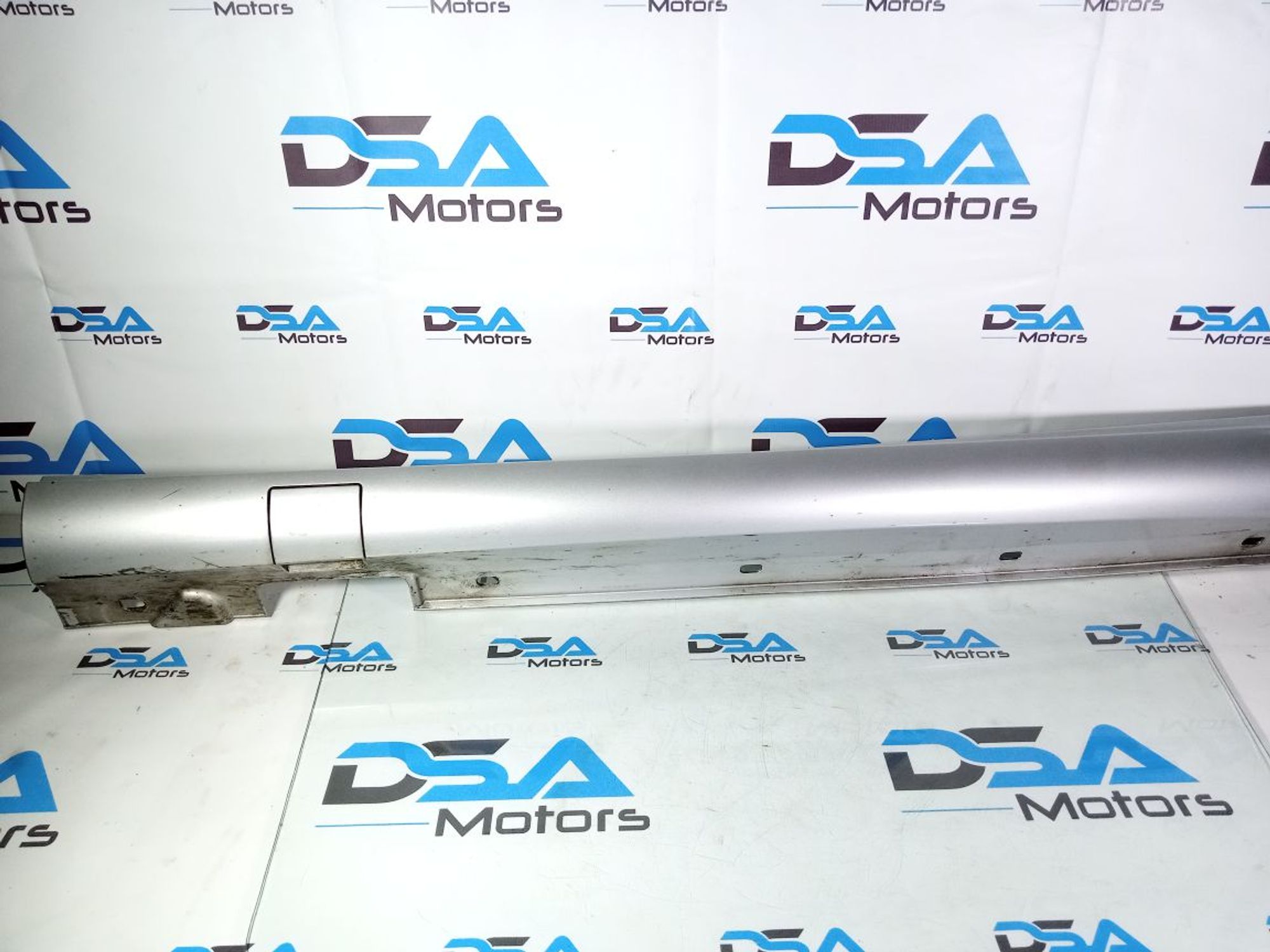 https://gcs.partsauto.market/rn-stockpro.appspot.com/thmbs/userImages/b7628e092085f1f91467af1afb6e7630/part/353d290d-703d-4a54-a56d-8a9f47d8ae82_1744898586204.jpg