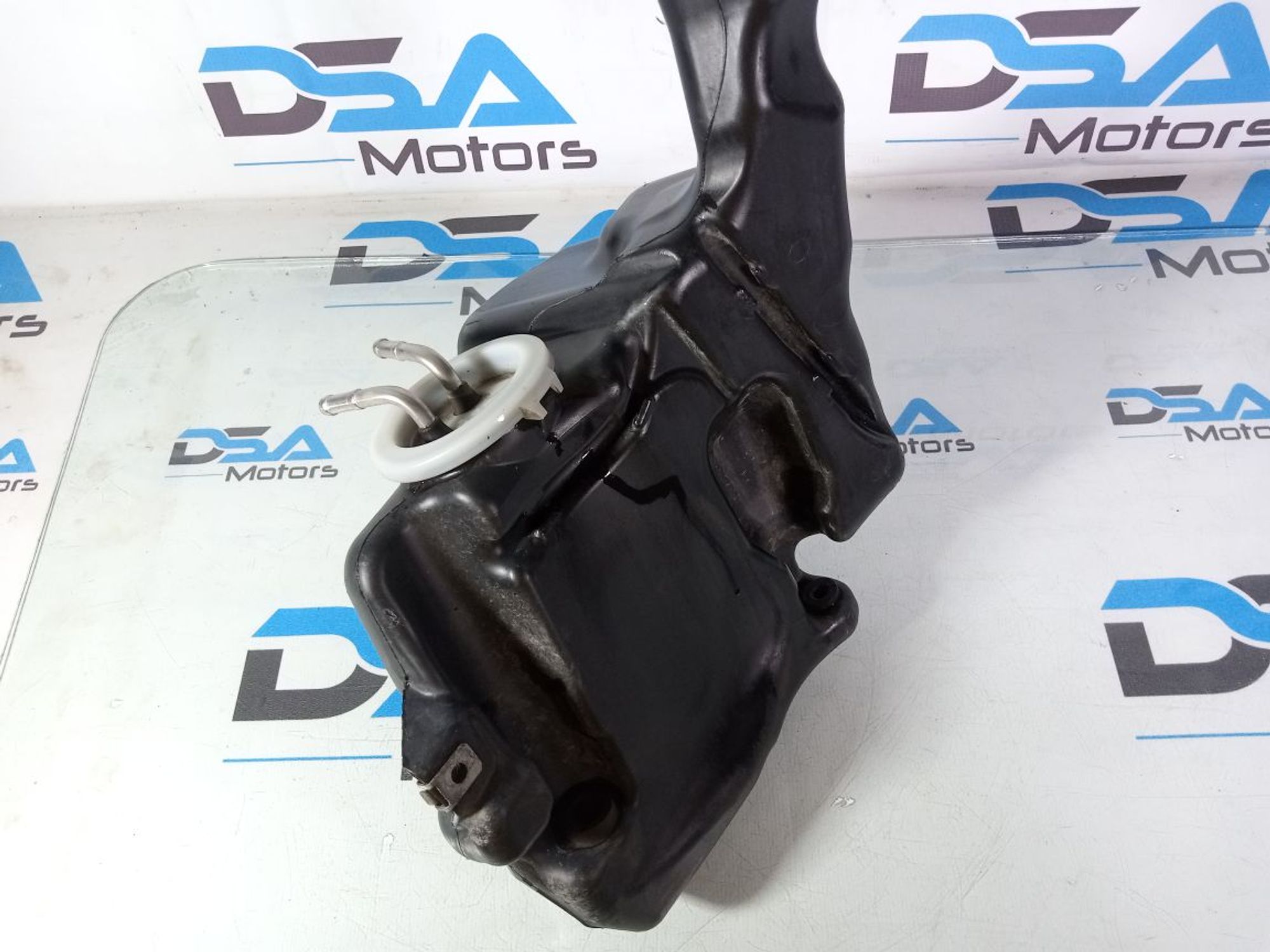 https://gcs.partsauto.market/rn-stockpro.appspot.com/thmbs/userImages/b7628e092085f1f91467af1afb6e7630/part/35cc94da-d373-4865-9f7f-690ecdba007e_1746167878276.jpg
