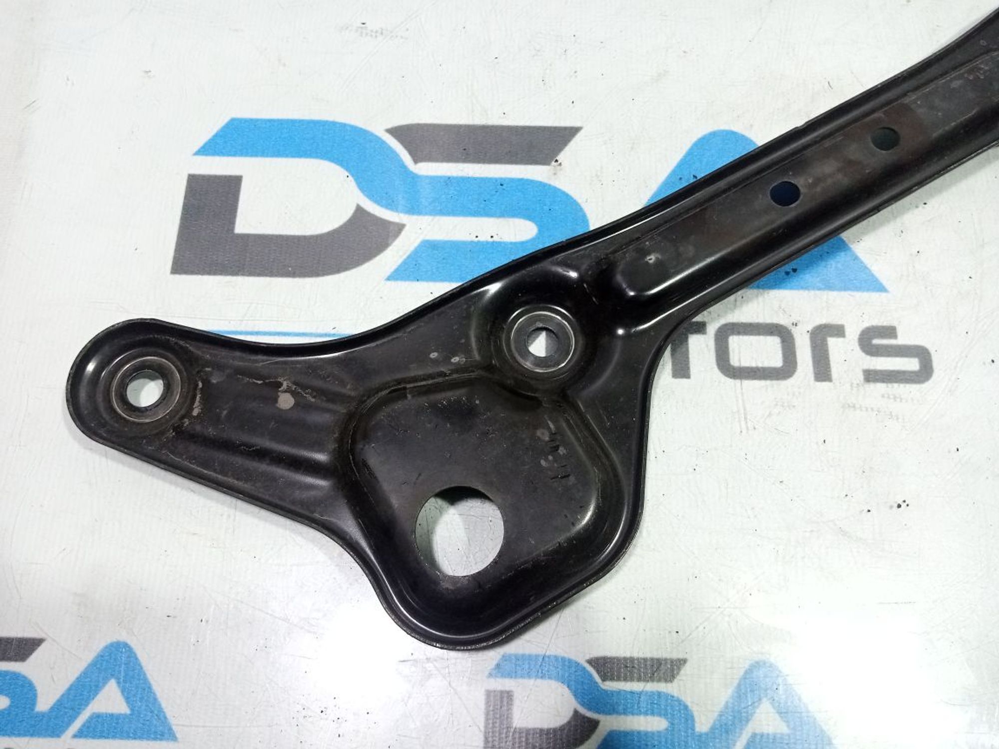 https://gcs.partsauto.market/rn-stockpro.appspot.com/thmbs/userImages/b7628e092085f1f91467af1afb6e7630/part/371d316f-acbd-4fc9-b2c2-036cc55433f9_1748894636337.jpg