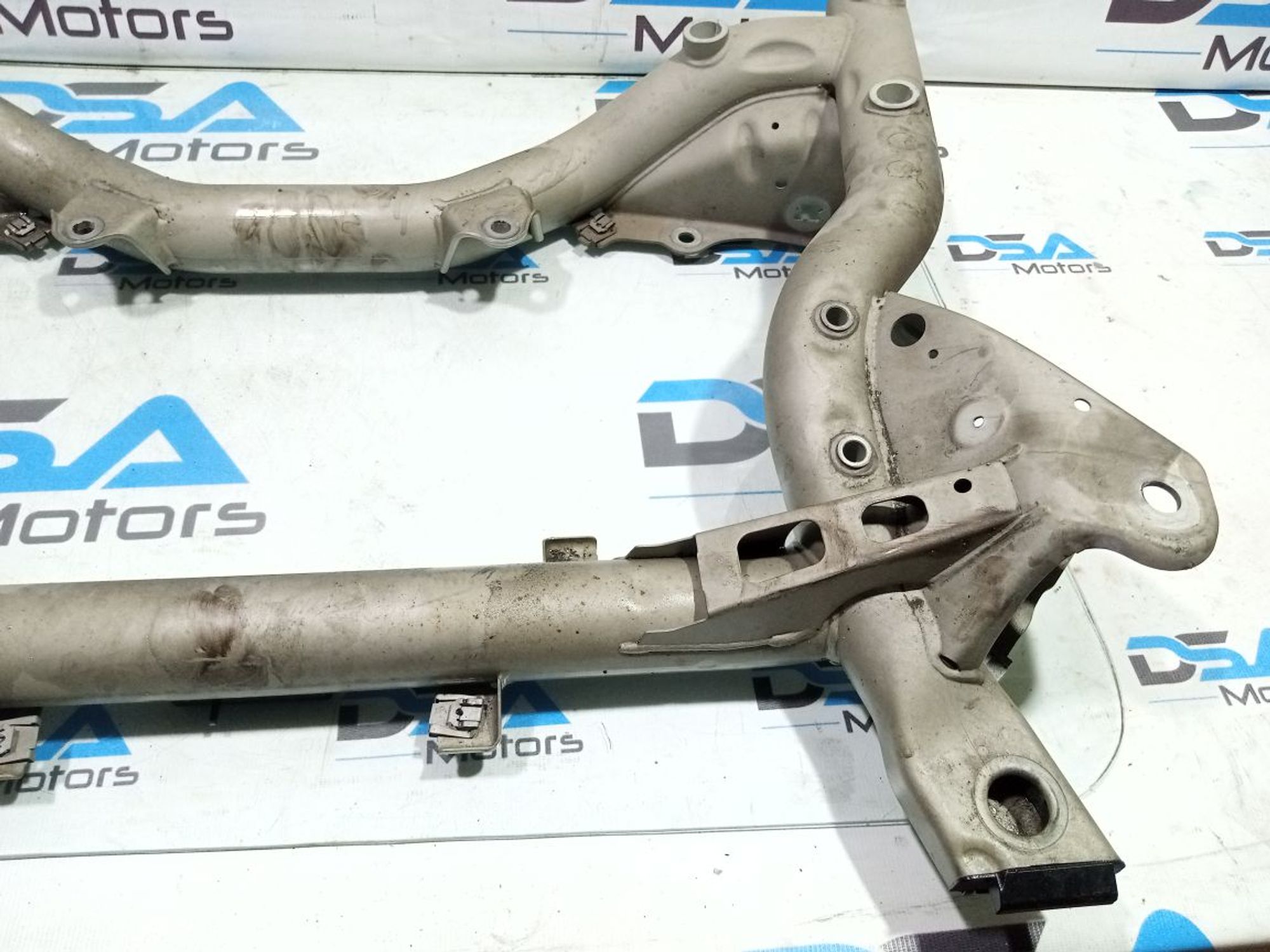 https://gcs.partsauto.market/rn-stockpro.appspot.com/thmbs/userImages/b7628e092085f1f91467af1afb6e7630/part/38914757-543a-4ff7-8bd1-98df62382992_1749060705396.jpg