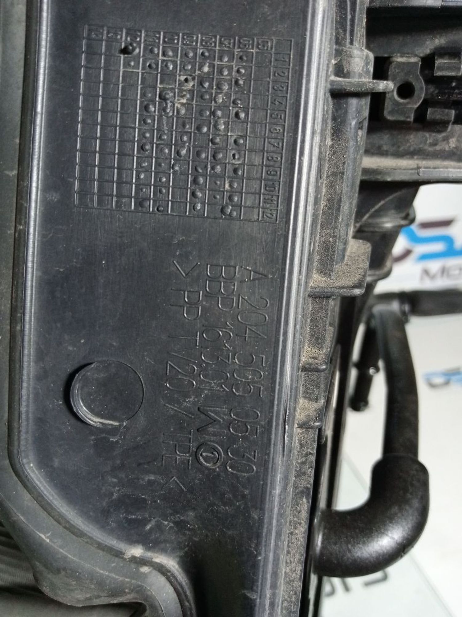 https://gcs.partsauto.market/rn-stockpro.appspot.com/thmbs/userImages/b7628e092085f1f91467af1afb6e7630/part/38ca9673-dcbb-4656-80b8-9d5f3e369b05_1741933295162.jpg