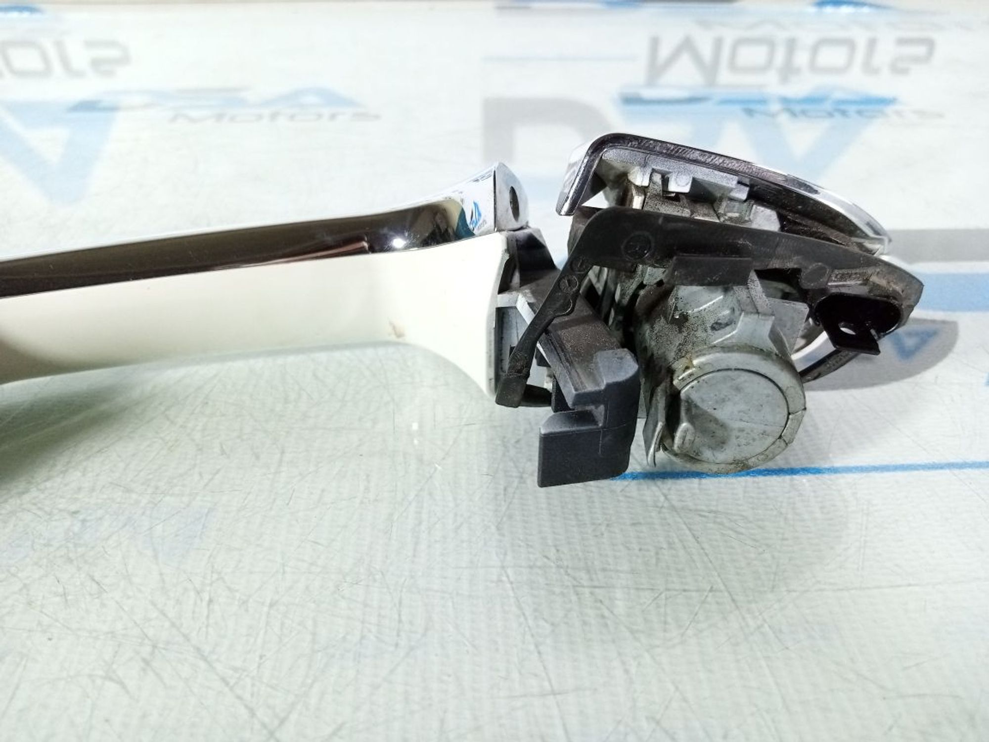 https://gcs.partsauto.market/rn-stockpro.appspot.com/thmbs/userImages/b7628e092085f1f91467af1afb6e7630/part/38d06a39-bbaa-4424-b854-54ea779d4c2c_1747121940895.jpg