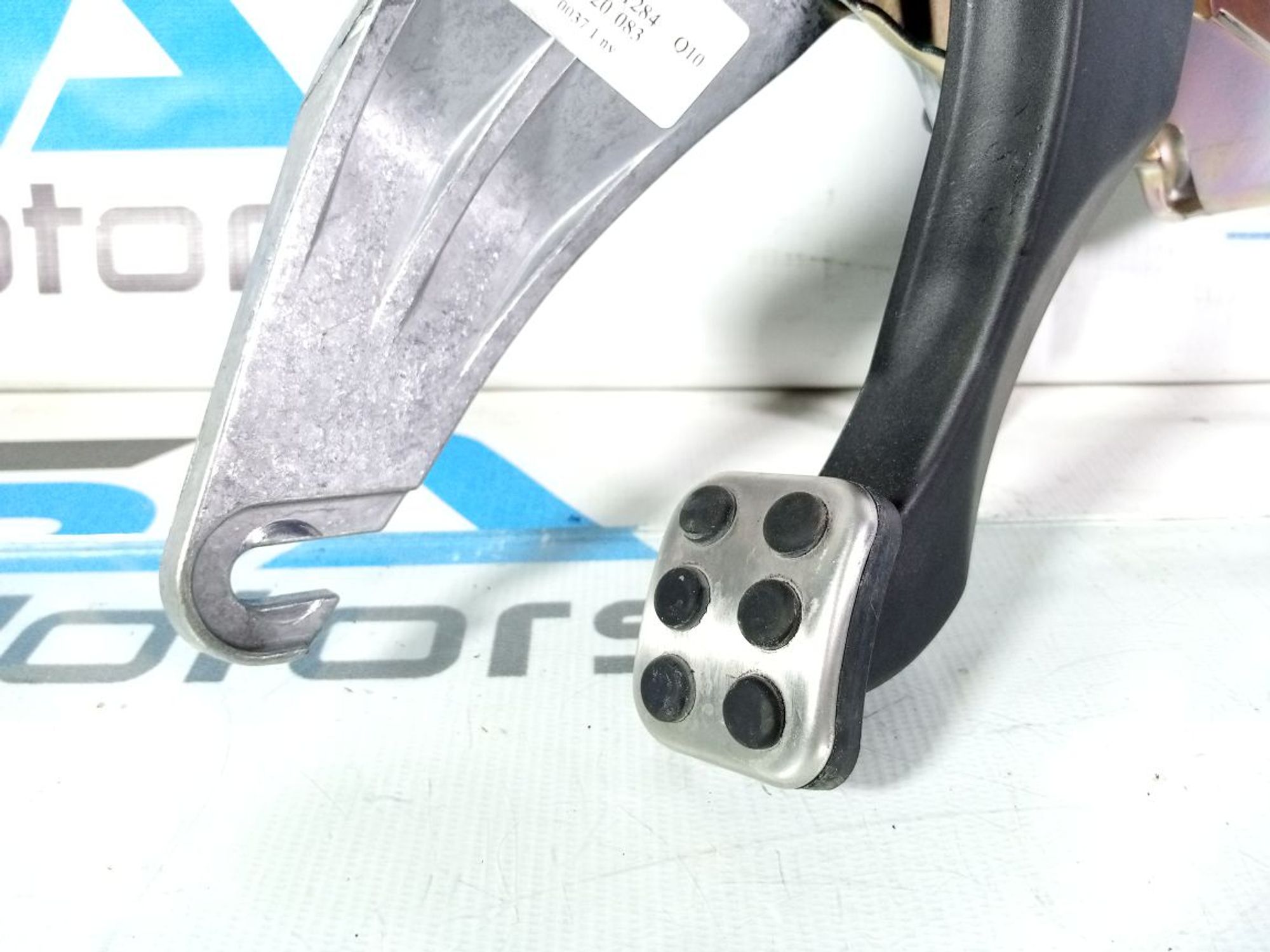 https://gcs.partsauto.market/rn-stockpro.appspot.com/thmbs/userImages/b7628e092085f1f91467af1afb6e7630/part/38ebe64b-7da1-435e-8dd4-d384a2c78ace_1747024007867.jpg