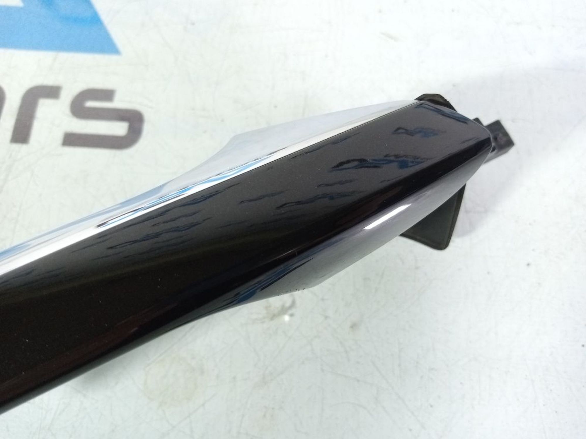 https://gcs.partsauto.market/rn-stockpro.appspot.com/thmbs/userImages/b7628e092085f1f91467af1afb6e7630/part/38f84449-c9d5-4a30-a778-3aeb39f7eddb_1737971964019.jpg