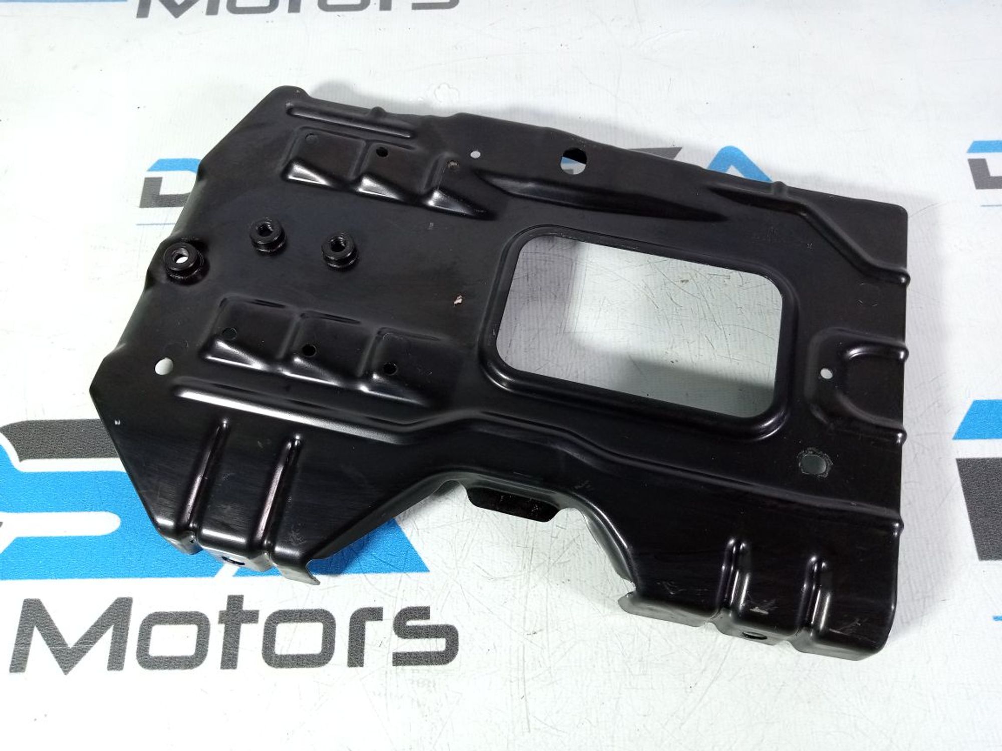 https://gcs.partsauto.market/rn-stockpro.appspot.com/thmbs/userImages/b7628e092085f1f91467af1afb6e7630/part/3908238e-c854-418a-9d96-8f8a9712b96e_1747027321548.jpg