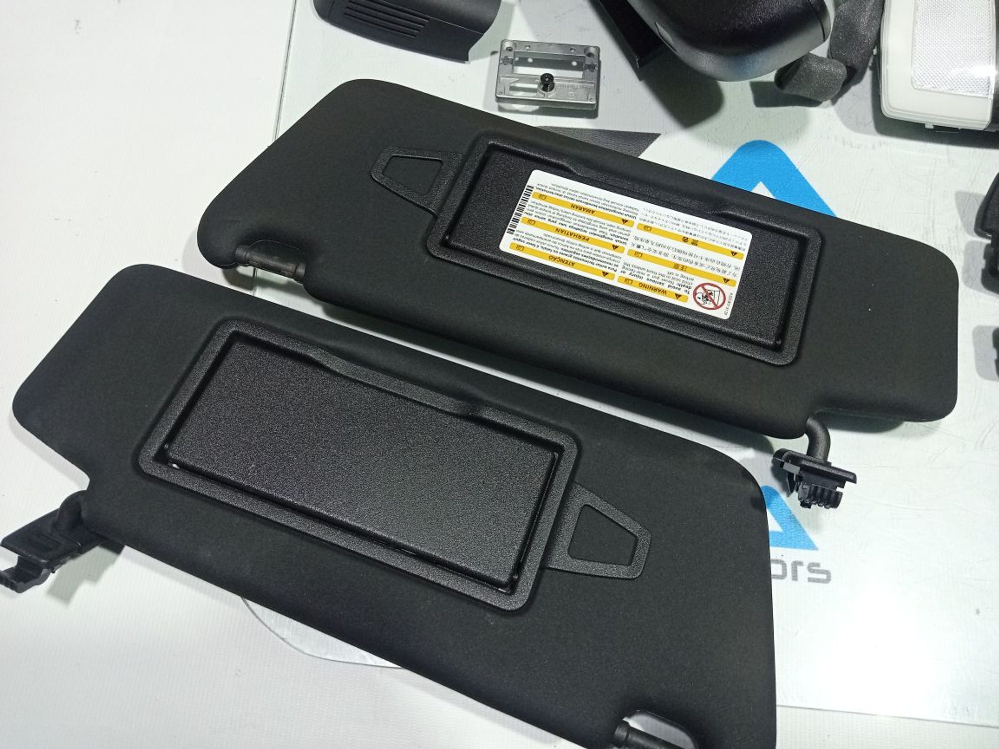 https://gcs.partsauto.market/rn-stockpro.appspot.com/thmbs/userImages/b7628e092085f1f91467af1afb6e7630/part/3aef497c-c2e2-475f-9dea-faa7dff3ff5a_1747758085760.jpg