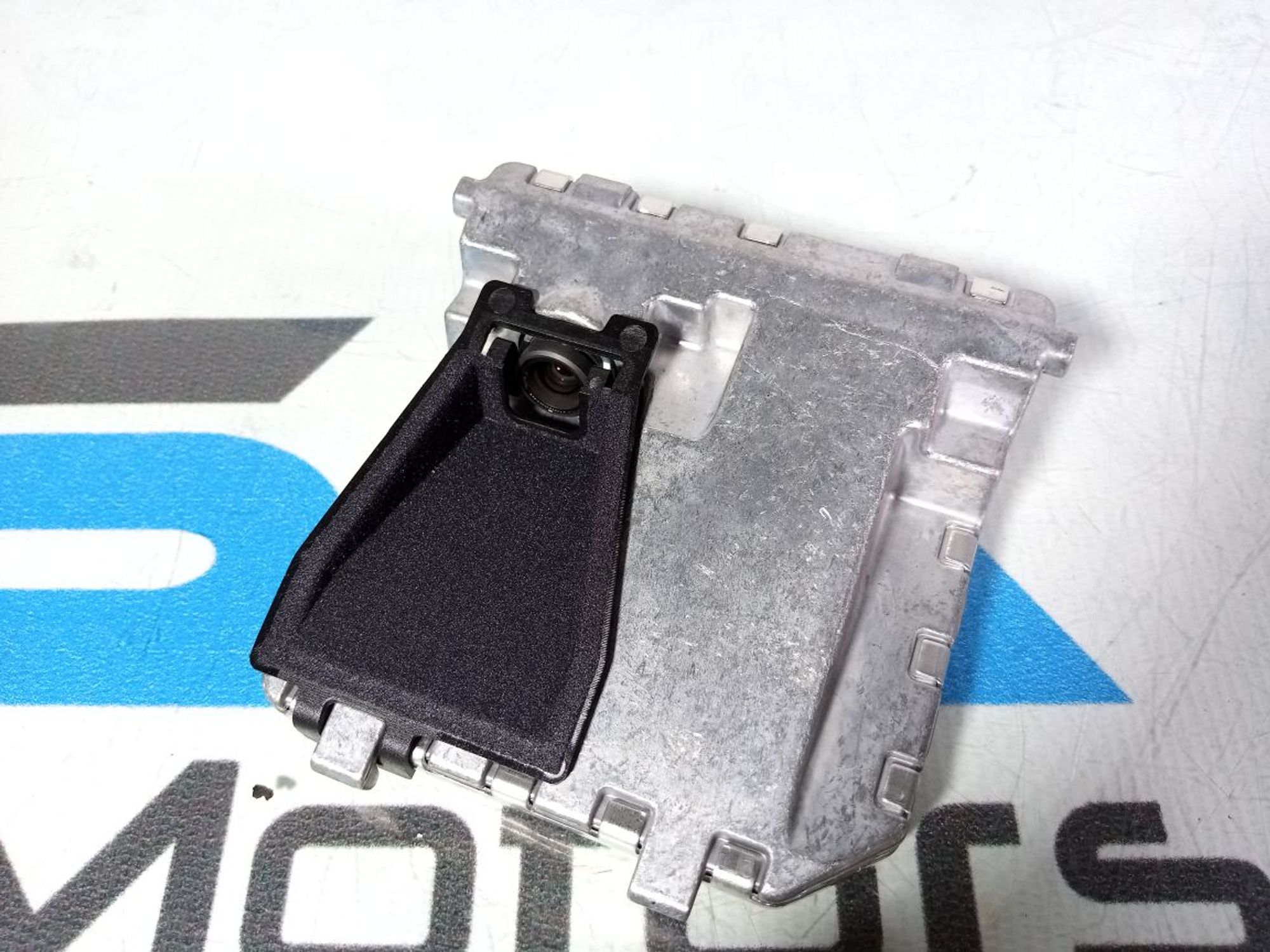 https://gcs.partsauto.market/rn-stockpro.appspot.com/thmbs/userImages/b7628e092085f1f91467af1afb6e7630/part/3b6aee72-52c6-4541-8bee-5a4ef19ad4d4_1745061026658.jpg