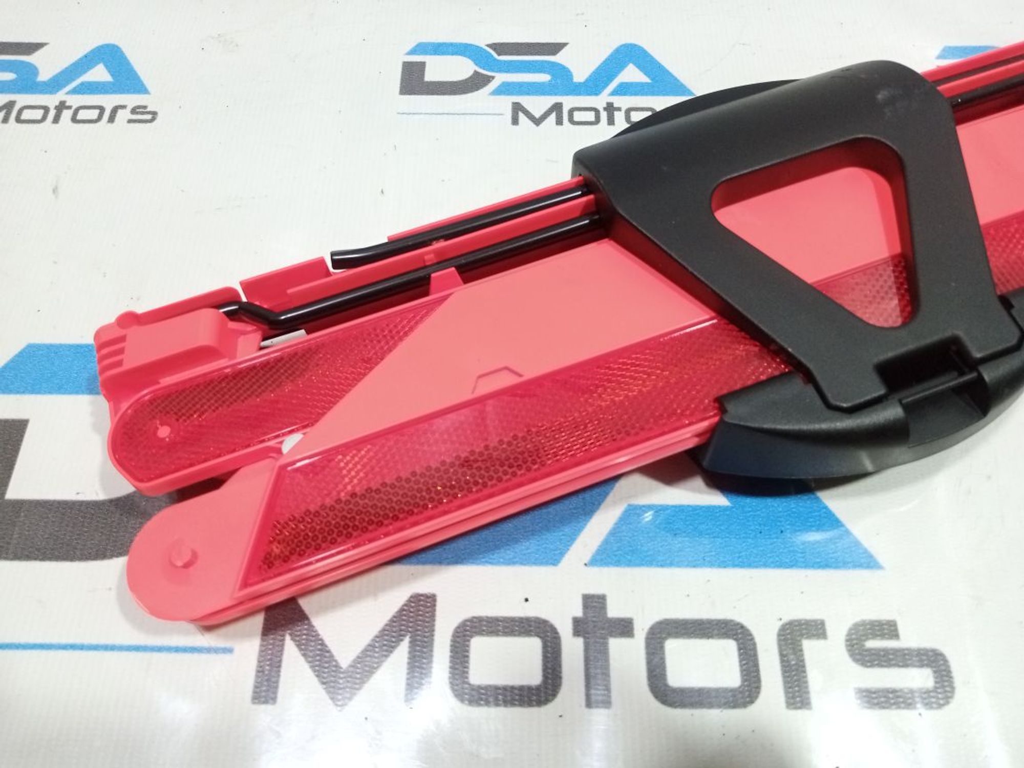 https://gcs.partsauto.market/rn-stockpro.appspot.com/thmbs/userImages/b7628e092085f1f91467af1afb6e7630/part/3b79f411-69fe-4ce0-88ca-605f19c31523_1750248478465.jpg