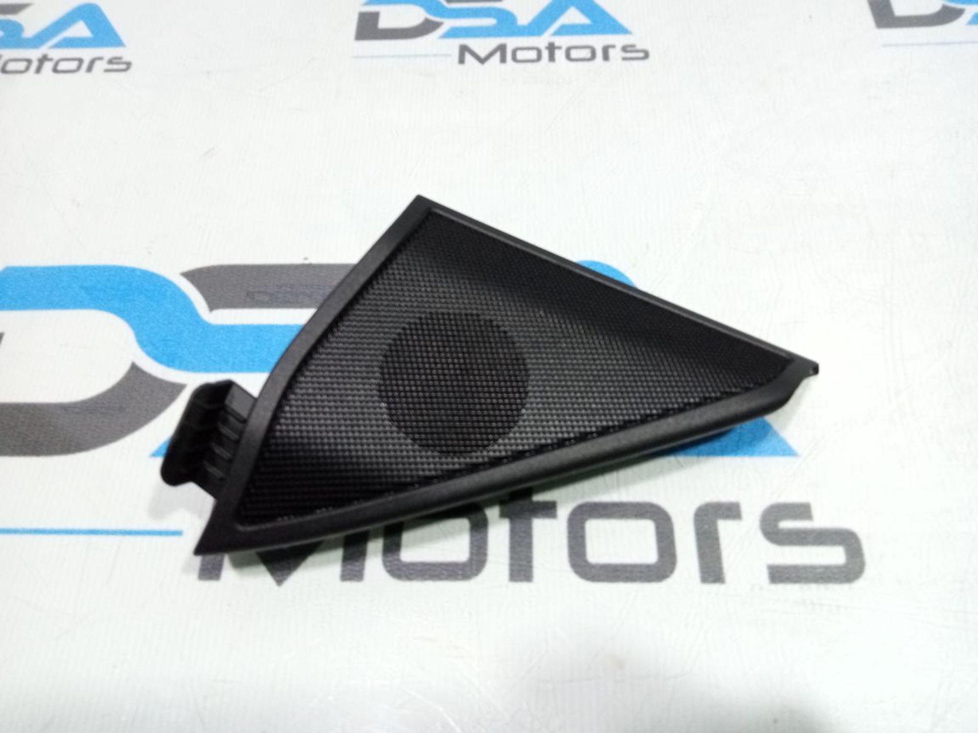 https://gcs.partsauto.market/rn-stockpro.appspot.com/thmbs/userImages/b7628e092085f1f91467af1afb6e7630/part/3ba5da99-c05e-4e87-80b0-60d2f8c39643_1748107098020.jpg