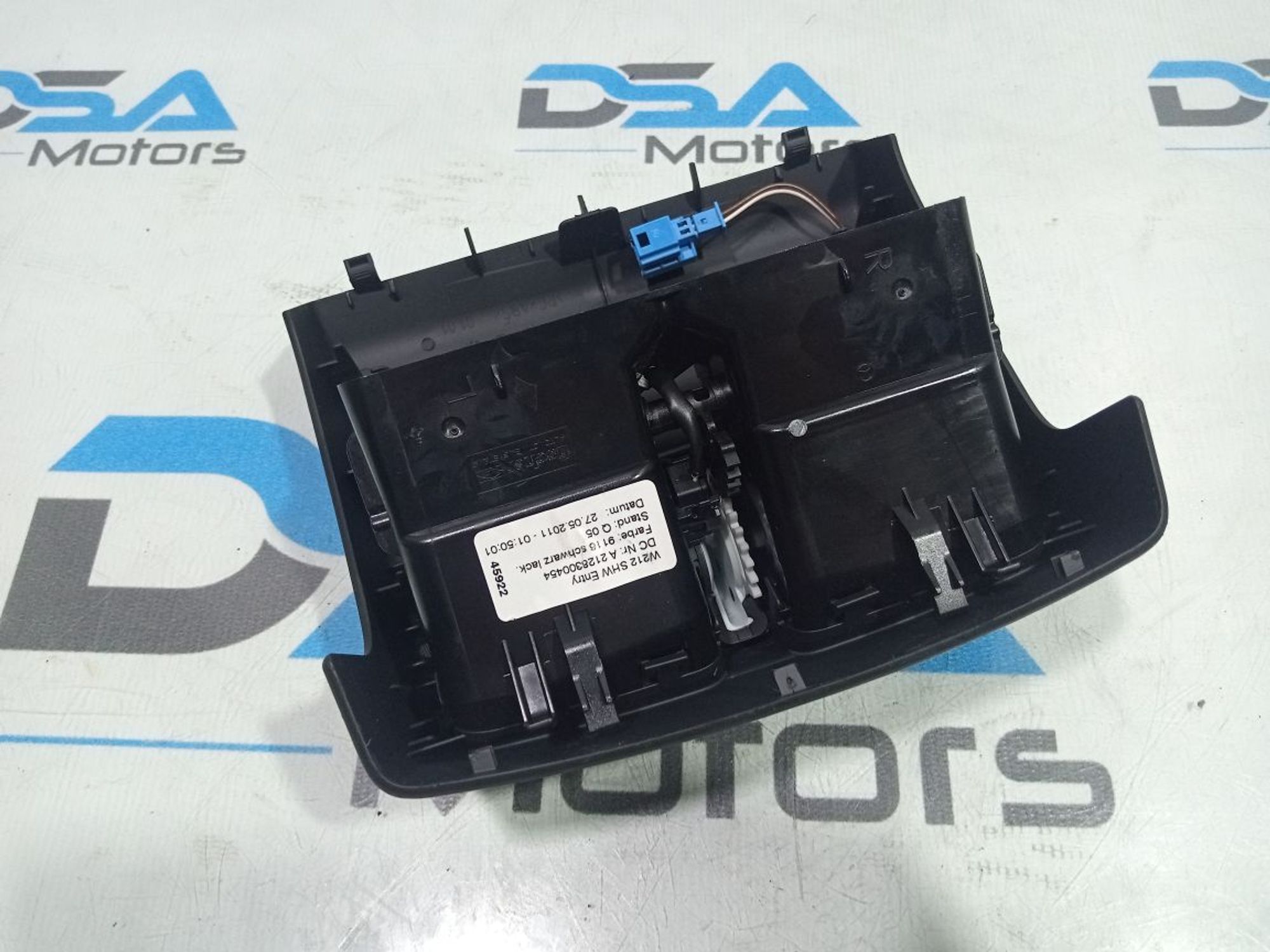 https://gcs.partsauto.market/rn-stockpro.appspot.com/thmbs/userImages/b7628e092085f1f91467af1afb6e7630/part/3d0b6e8e-7e5f-4005-b2e2-1c8d75207b87_1748869439013.jpg