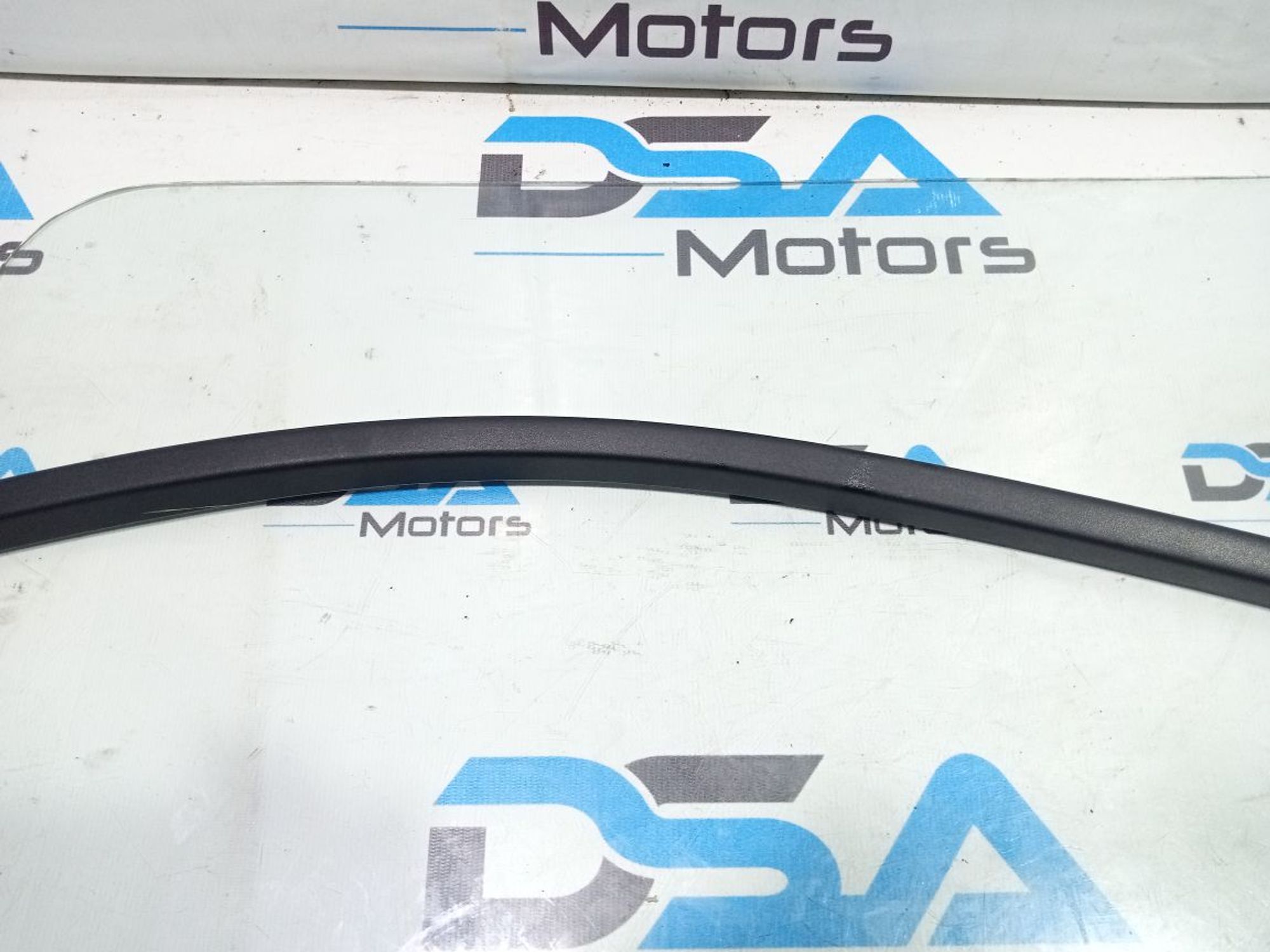https://gcs.partsauto.market/rn-stockpro.appspot.com/thmbs/userImages/b7628e092085f1f91467af1afb6e7630/part/3daf0aee-bc35-418e-bfe1-3585d3d15088_1748889804010.jpg
