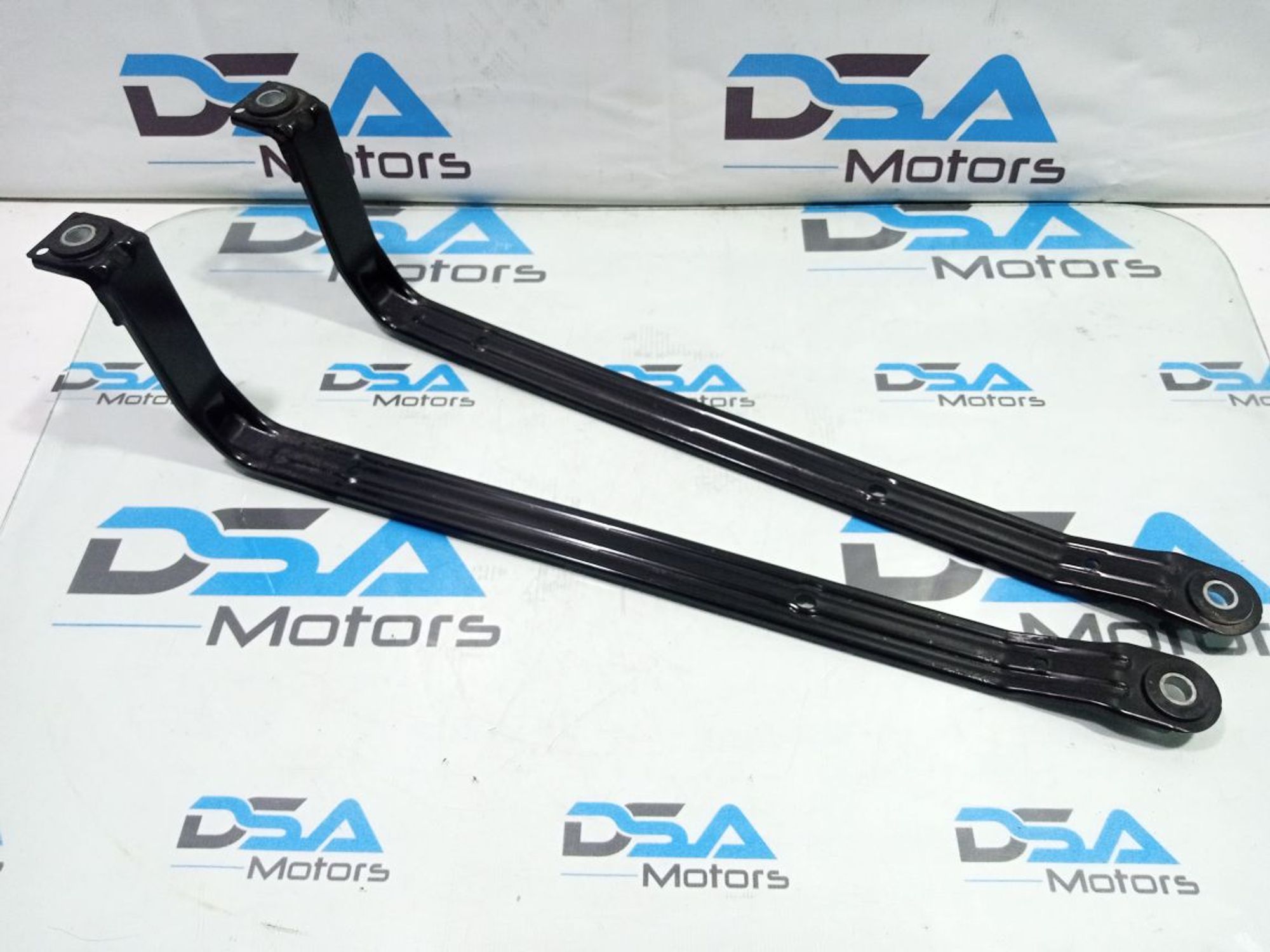 https://gcs.partsauto.market/rn-stockpro.appspot.com/thmbs/userImages/b7628e092085f1f91467af1afb6e7630/part/3eab220e-3ff0-44ec-9fc4-908a61ce81a5_1747848822095.jpg