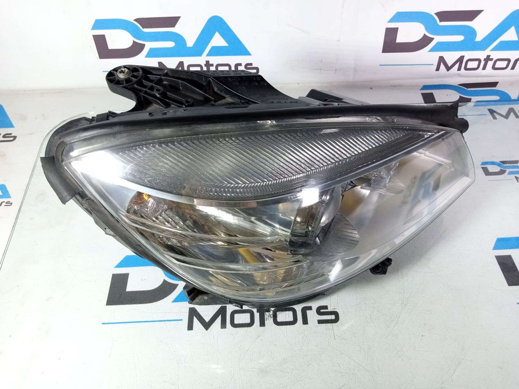 https://gcs.partsauto.market/rn-stockpro.appspot.com/thmbs/userImages/b7628e092085f1f91467af1afb6e7630/part/40faac5e-1730-4600-815a-e5abb3ffa352_1746169165237.jpg