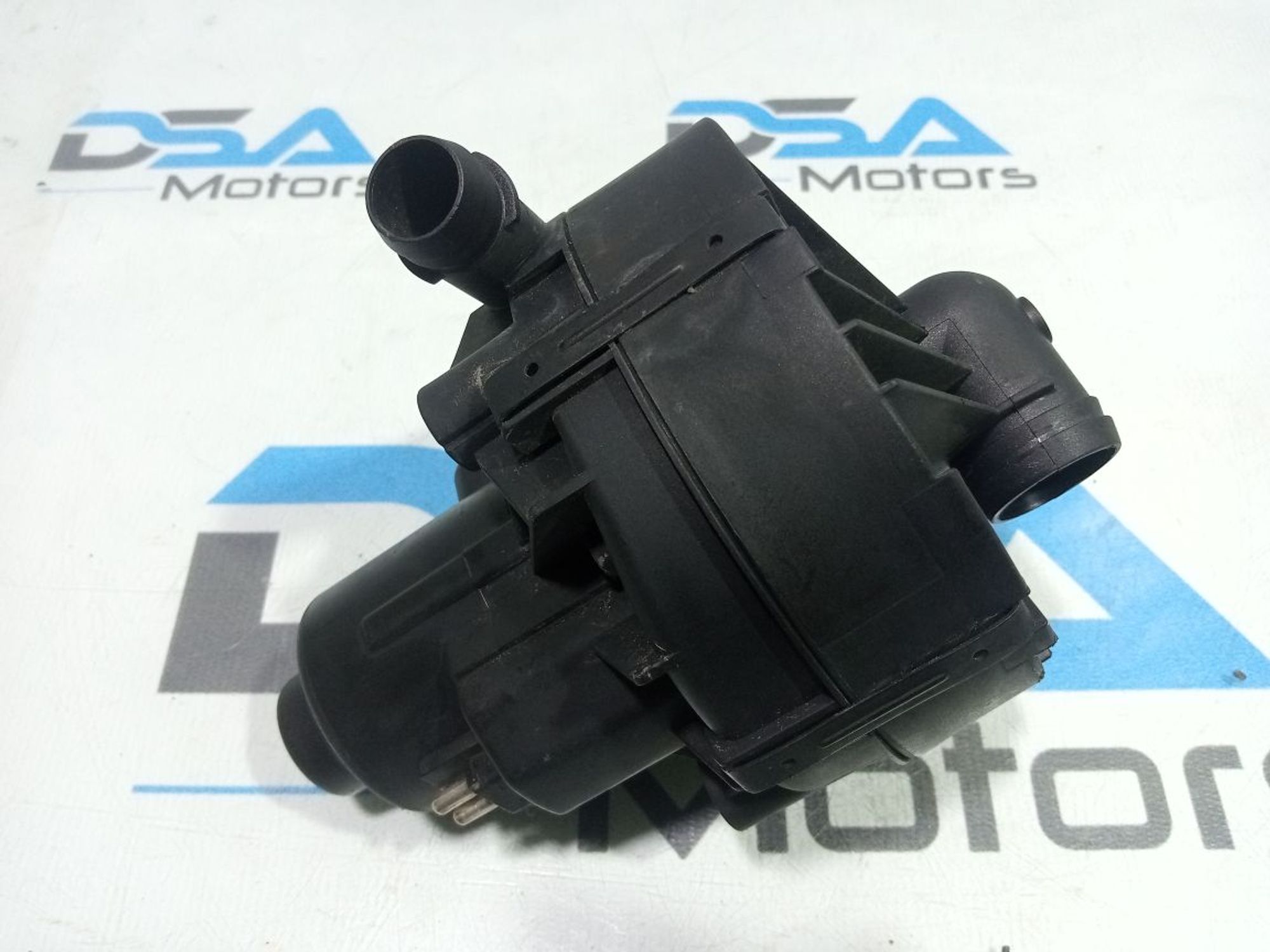 https://gcs.partsauto.market/rn-stockpro.appspot.com/thmbs/userImages/b7628e092085f1f91467af1afb6e7630/part/41c8a5fb-fcbd-491e-b0fd-d2d333f6473e_1748283495417.jpg