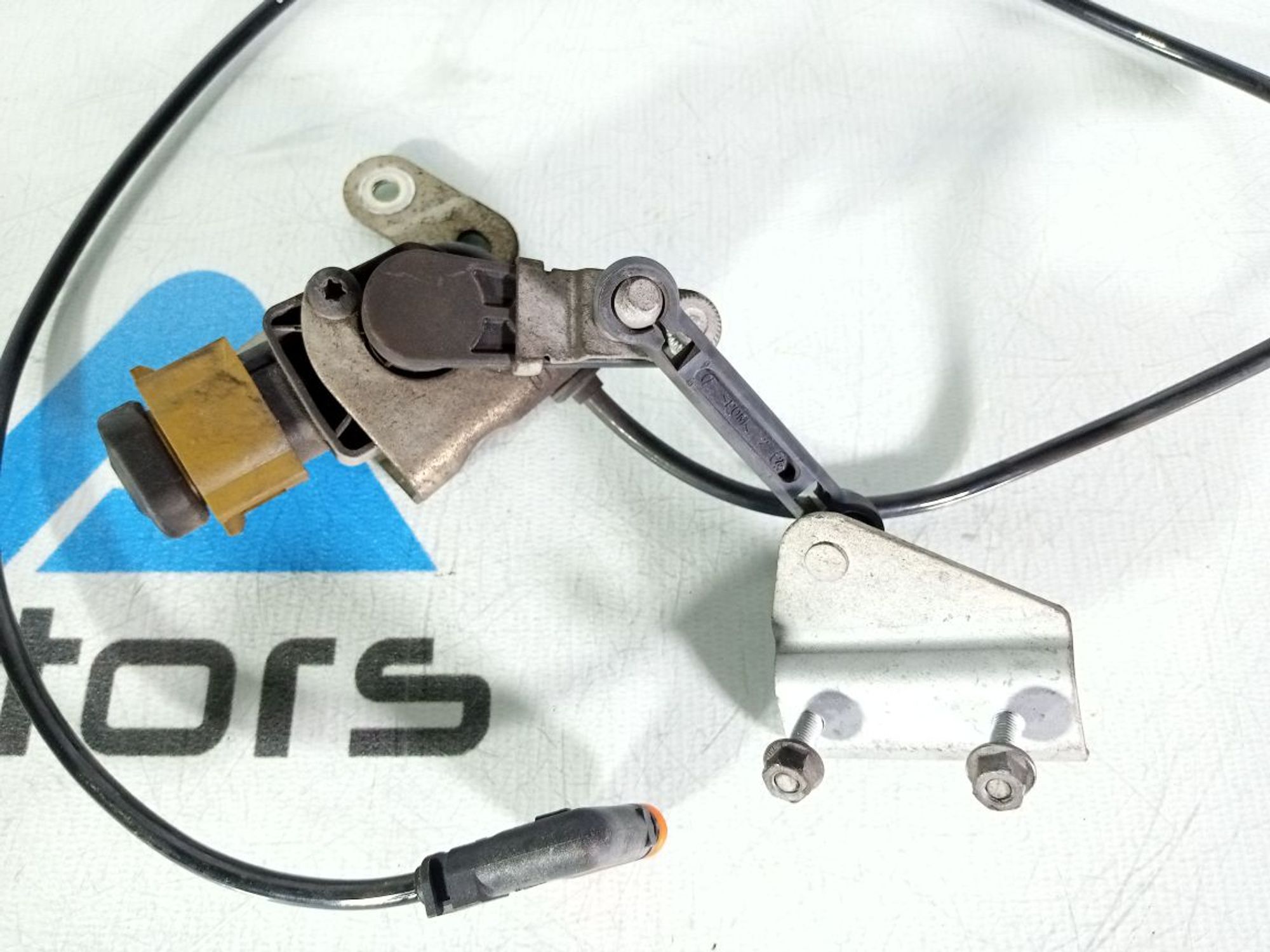 https://gcs.partsauto.market/rn-stockpro.appspot.com/thmbs/userImages/b7628e092085f1f91467af1afb6e7630/part/428d1dd6-1414-4981-9862-b39f0539d704_1746960293698.jpg