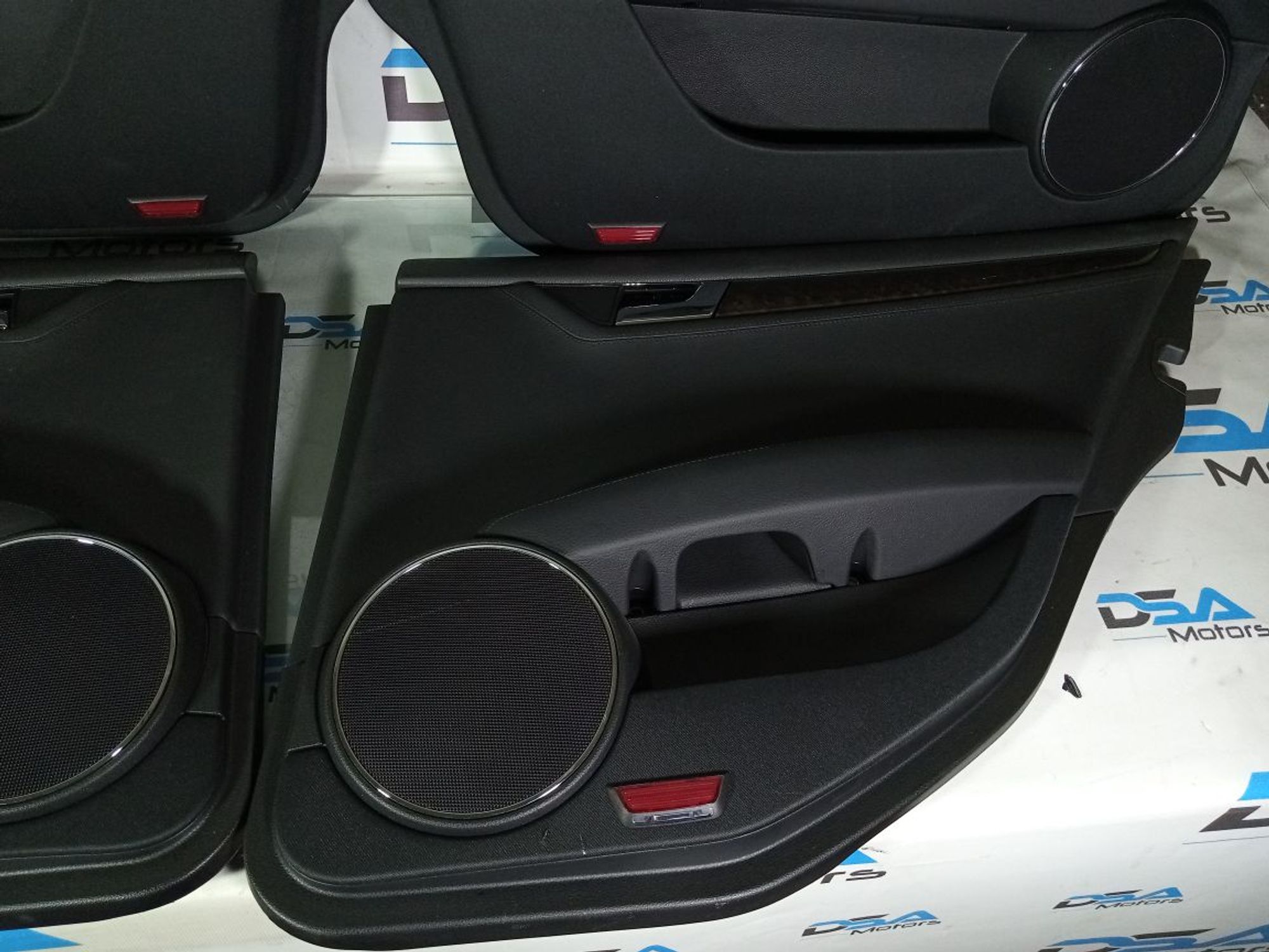 https://gcs.partsauto.market/rn-stockpro.appspot.com/thmbs/userImages/b7628e092085f1f91467af1afb6e7630/part/42b3a57e-e943-4d62-aceb-3dcf50480904_1745843778498.jpg