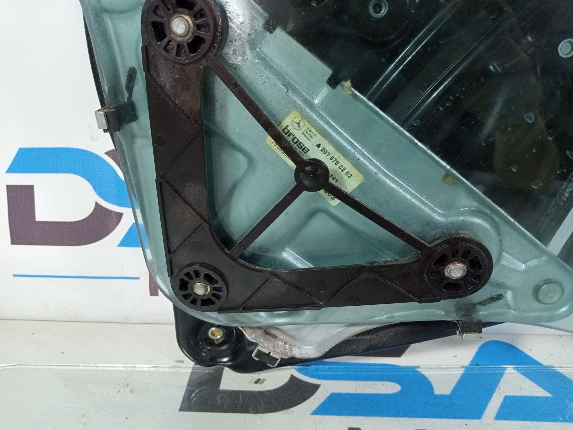 https://gcs.partsauto.market/rn-stockpro.appspot.com/thmbs/userImages/b7628e092085f1f91467af1afb6e7630/part/43ac6659-0cae-4389-8ea0-44ee069e3749_1743065503294.jpg