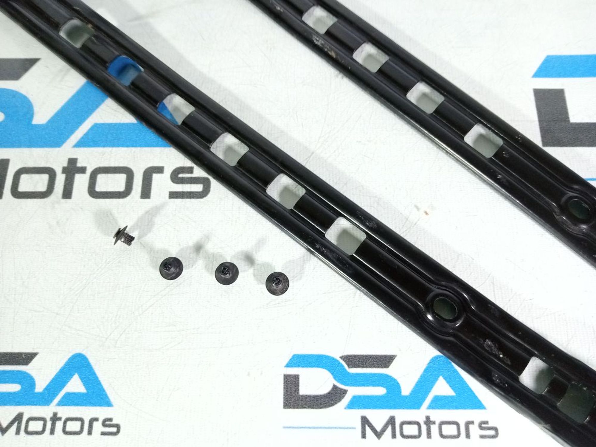 https://gcs.partsauto.market/rn-stockpro.appspot.com/thmbs/userImages/b7628e092085f1f91467af1afb6e7630/part/43e5ccf9-94a4-4f75-80bc-ccebe402f3c5_1746960165079.jpg