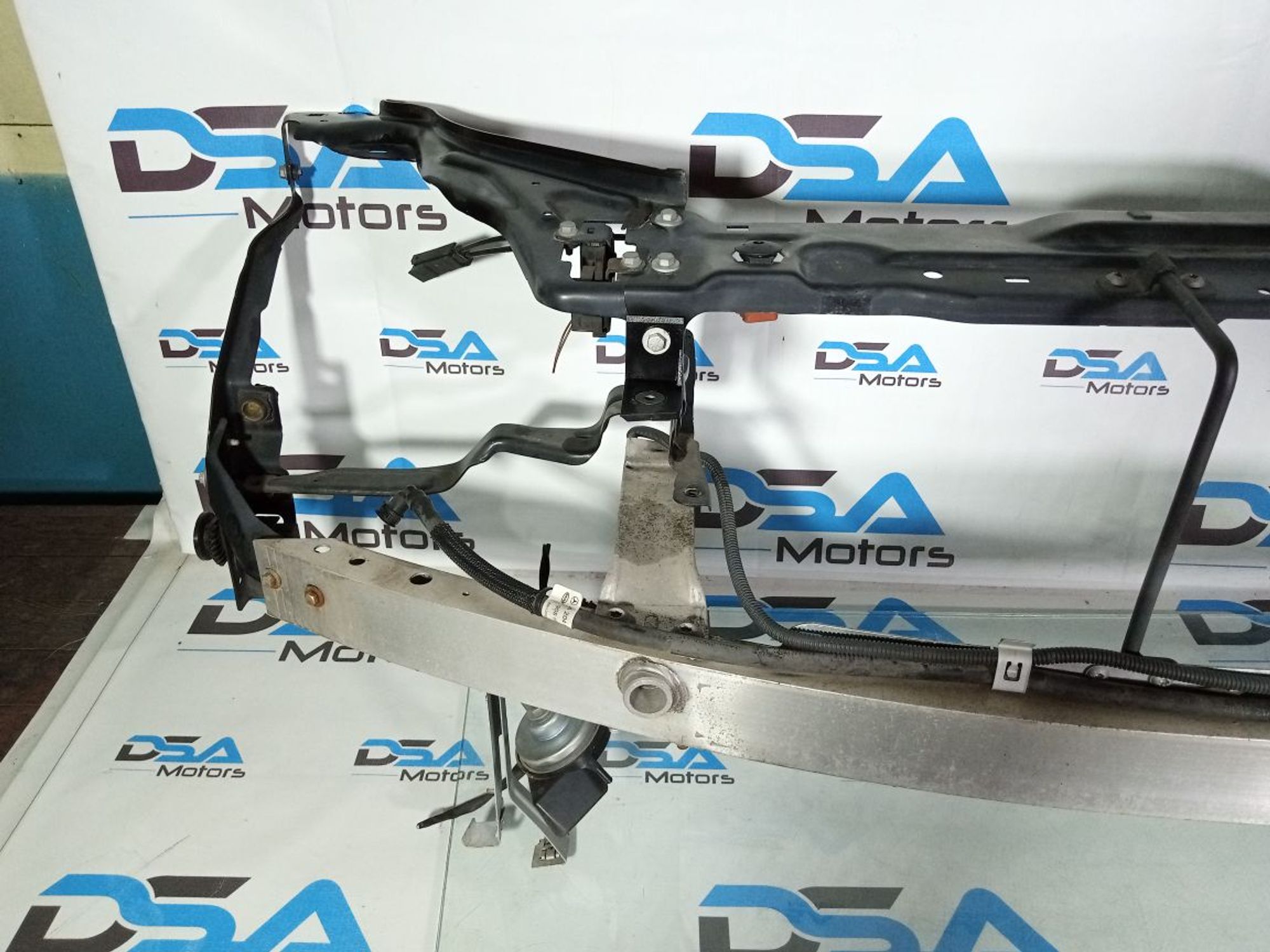 https://gcs.partsauto.market/rn-stockpro.appspot.com/thmbs/userImages/b7628e092085f1f91467af1afb6e7630/part/44698388-0dcb-459a-b6a8-37bf4103d27e_1747334990740.jpg