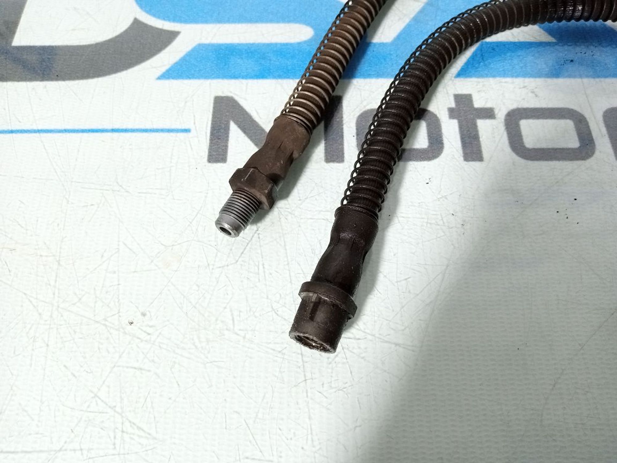 https://gcs.partsauto.market/rn-stockpro.appspot.com/thmbs/userImages/b7628e092085f1f91467af1afb6e7630/part/4567e39c-0a52-4d9f-a25f-ad71d374d9f0_1747336390689.jpg